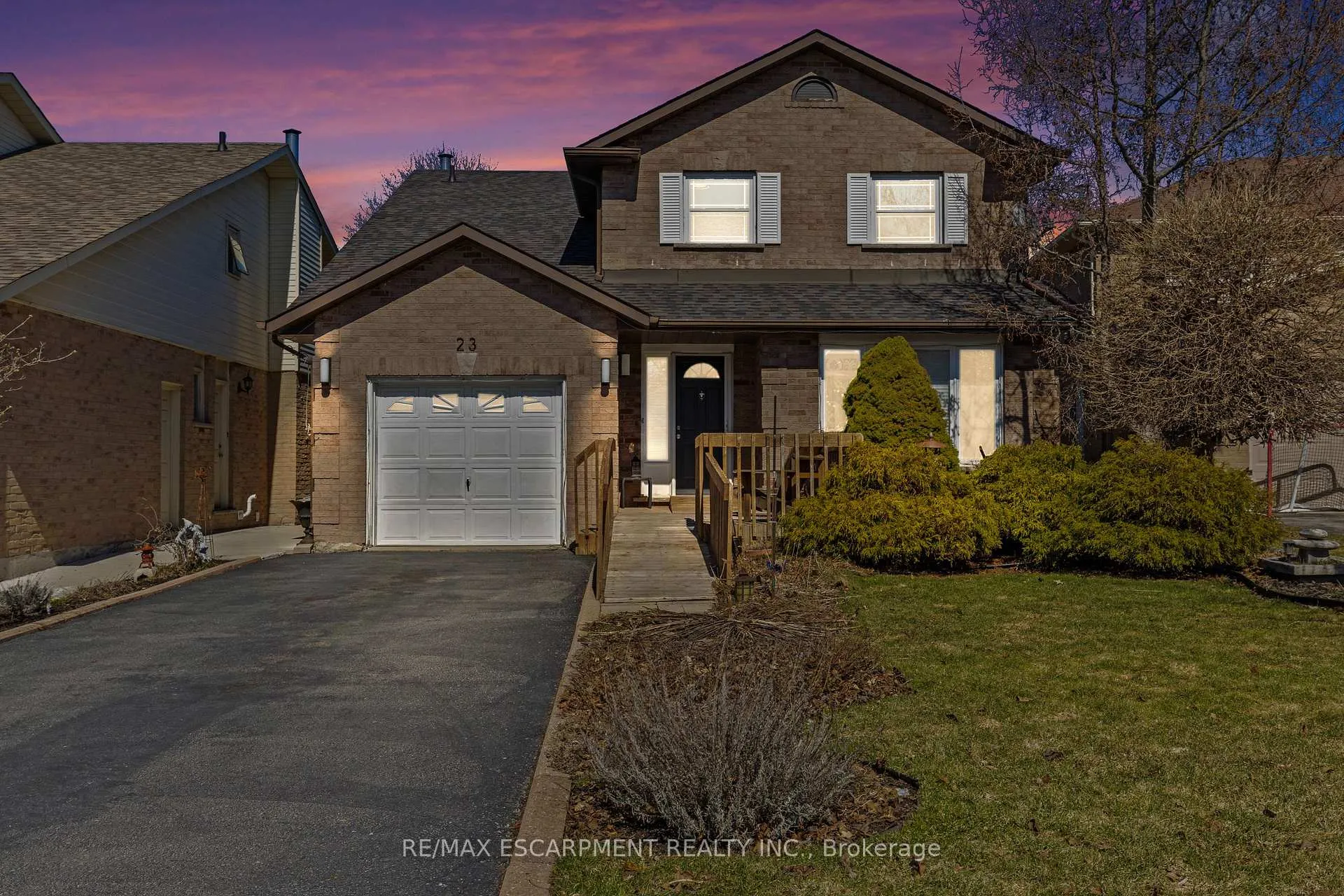Photo 3 of 23 Ricardo Court, Hamilton, Rushdale — HOMEH