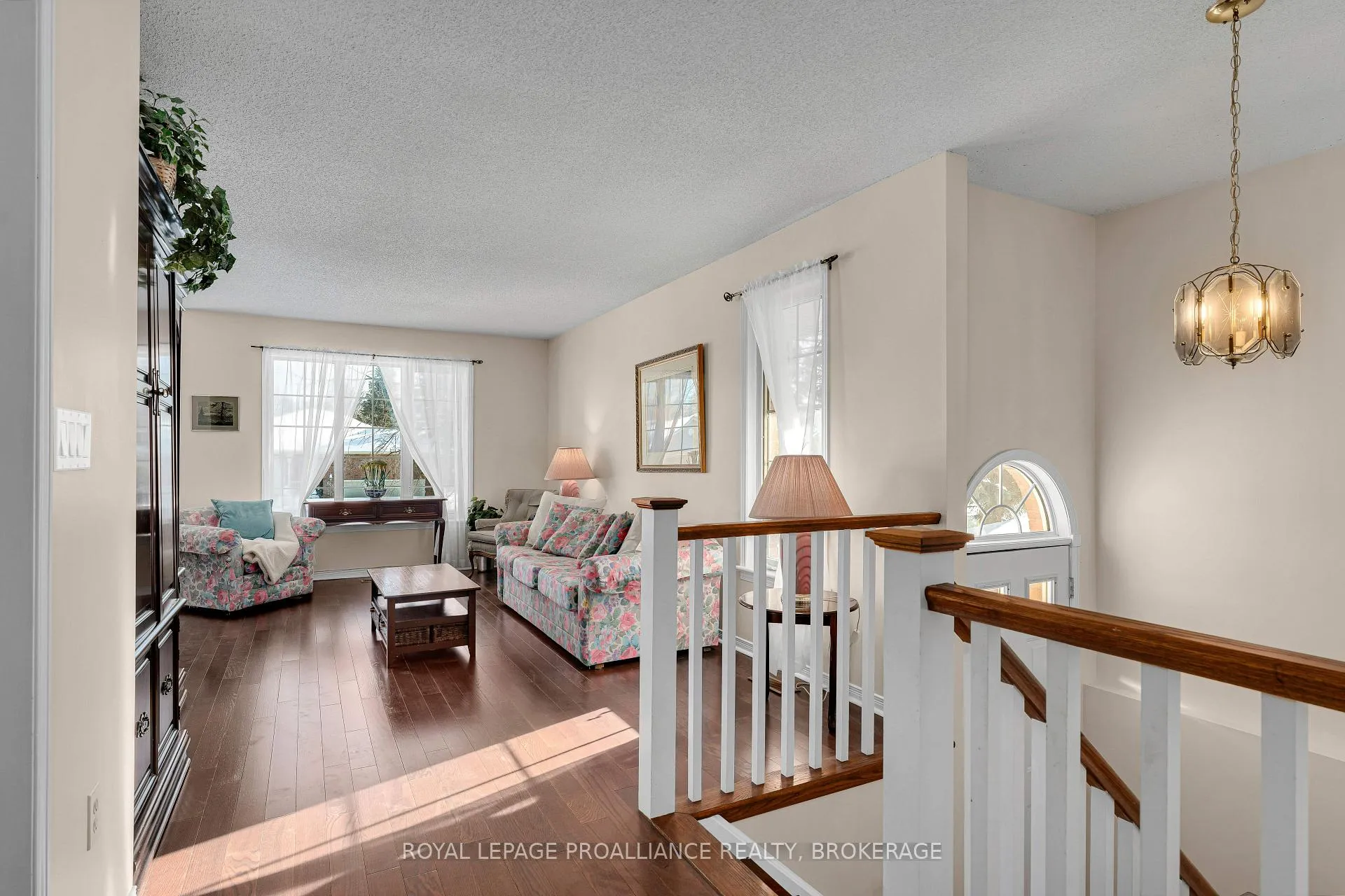 Photo 5 of 660 Roosevelt Drive, Kingston, City Southwest — HOMEH