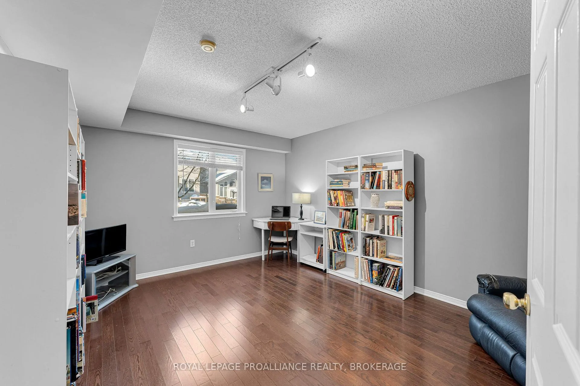 Photo 31 of 660 Roosevelt Drive, Kingston, City Southwest — HOMEH