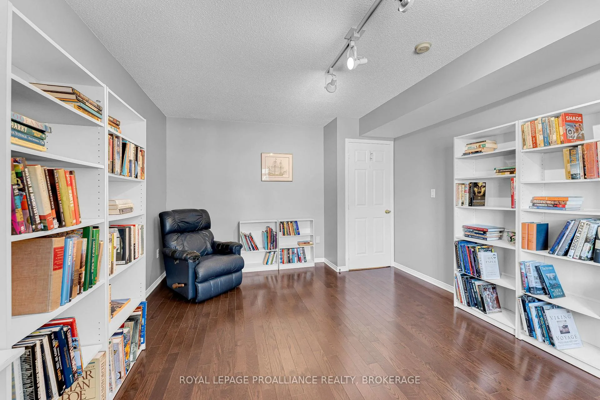 Photo 32 of 660 Roosevelt Drive, Kingston, City Southwest — HOMEH