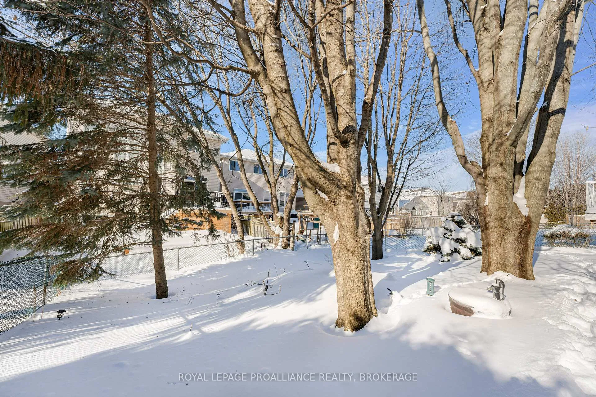 Photo 37 of 660 Roosevelt Drive, Kingston, City Southwest — HOMEH