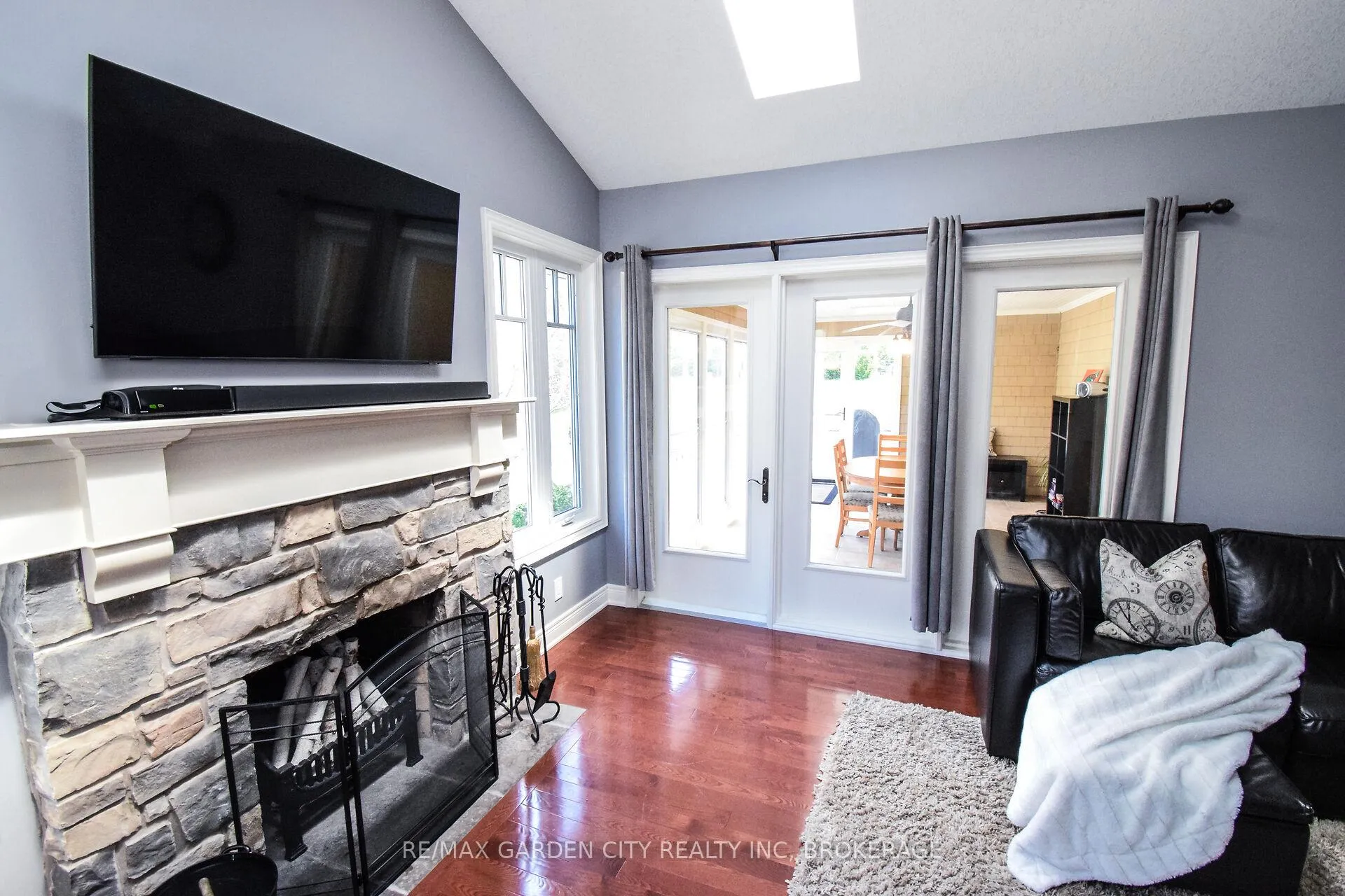 Photo 9 of 273 Canboro Road, Pelham, Fonthill — HOMEH