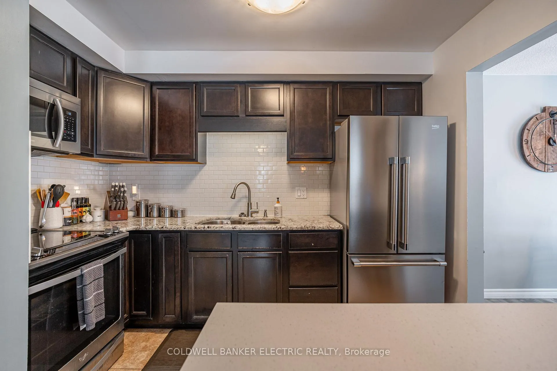 Photo 6 of Unit 14, 740 Chamberlain Street, Peterborough, Otonabee Ward 1 — HOMEH