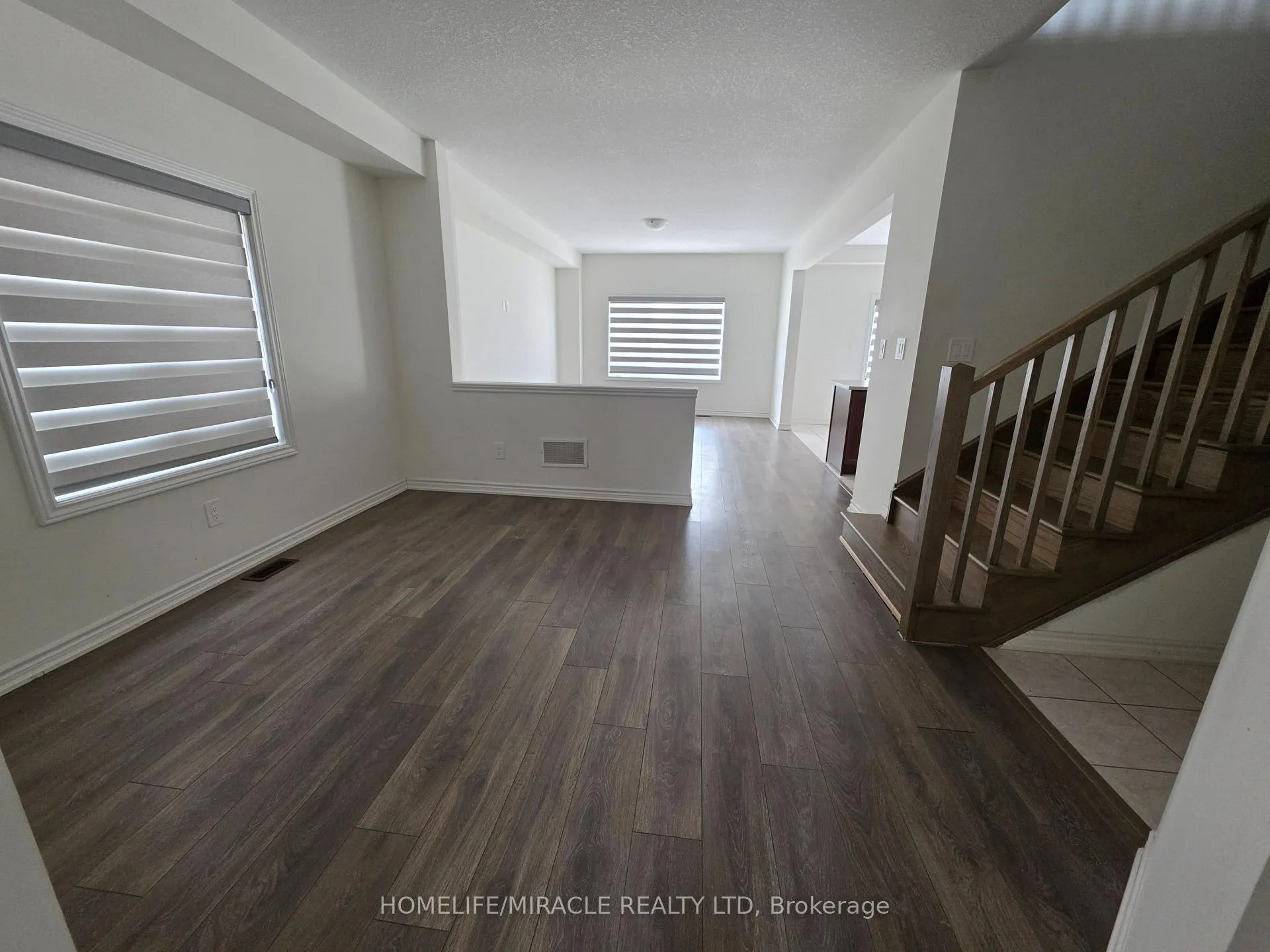 Photo 8 of 4 Stokes Road, Brant, Paris — HOMEH