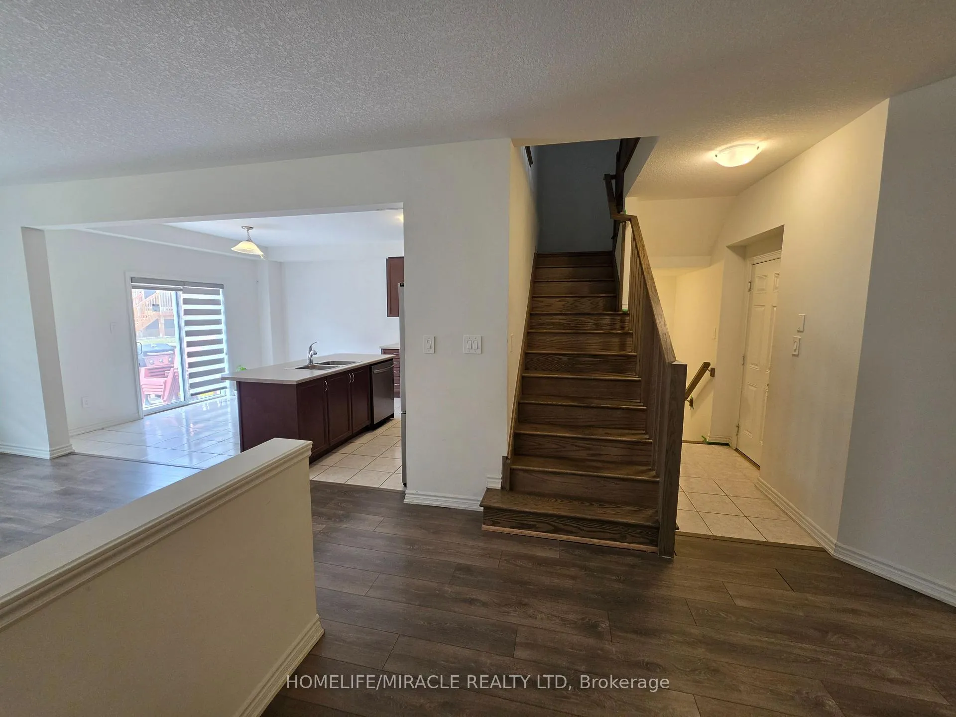 Photo 10 of 4 Stokes Road, Brant, Paris — HOMEH