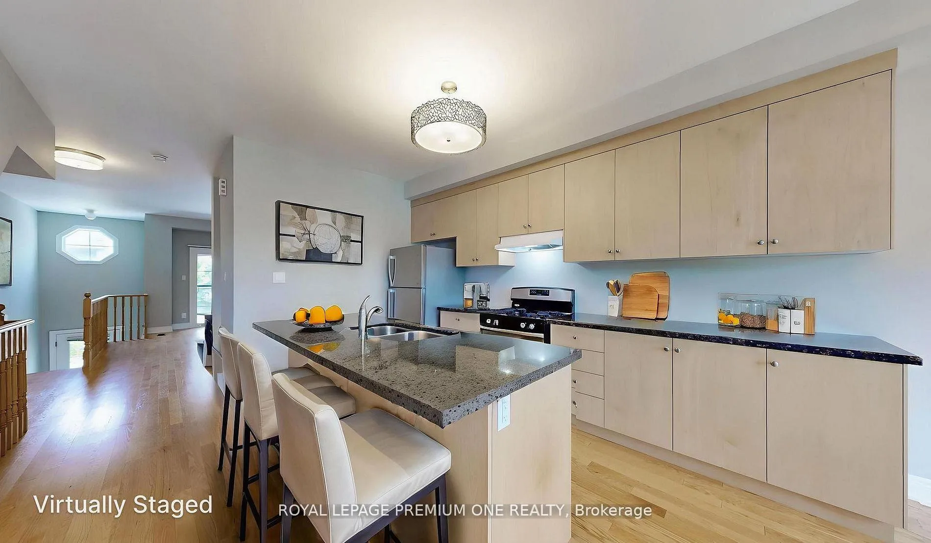Photo 5 of 71 Dryden Way, Etobicoke, Willowridge-Martingrove-Richview — HOMEH
