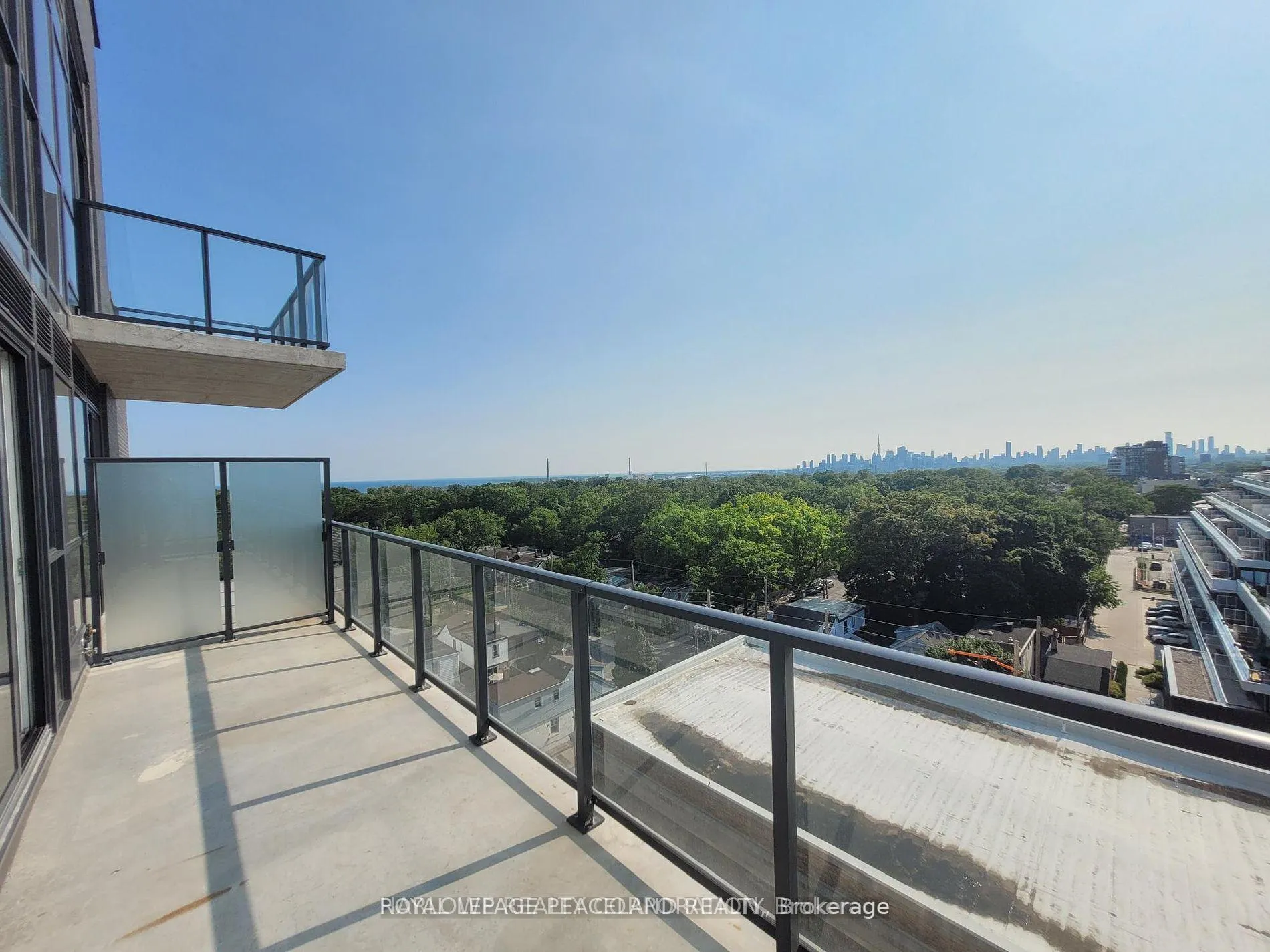 Photo 17 of Unit 911, 2369 Danforth Avenue, Toronto, East End-Danforth — HOMEH
