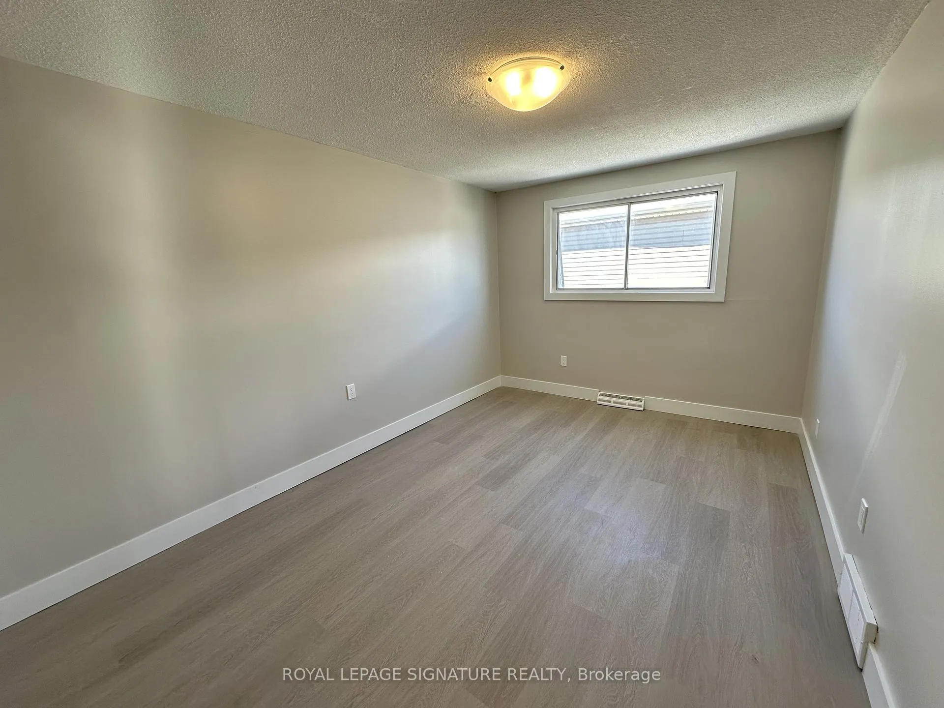 Photo 12 of Unit B, 107 Endicott Terrace, Welland, Prince Charles — HOMEH