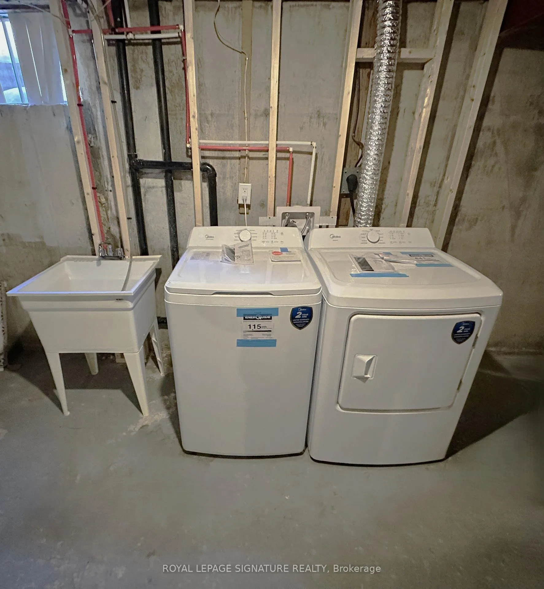 Photo 14 of Unit B, 107 Endicott Terrace, Welland, Prince Charles — HOMEH