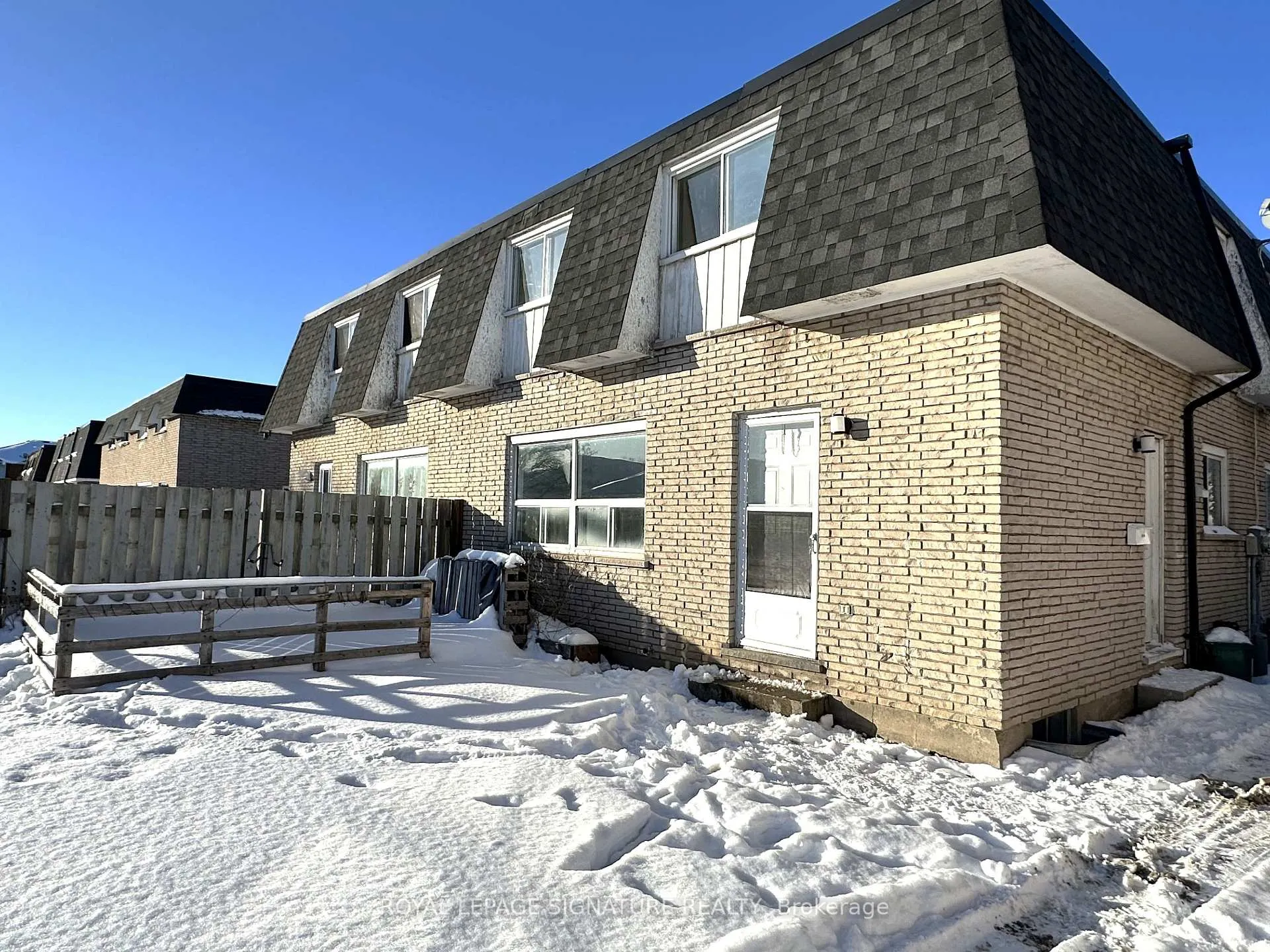 Photo 15 of Unit B, 107 Endicott Terrace, Welland, Prince Charles — HOMEH