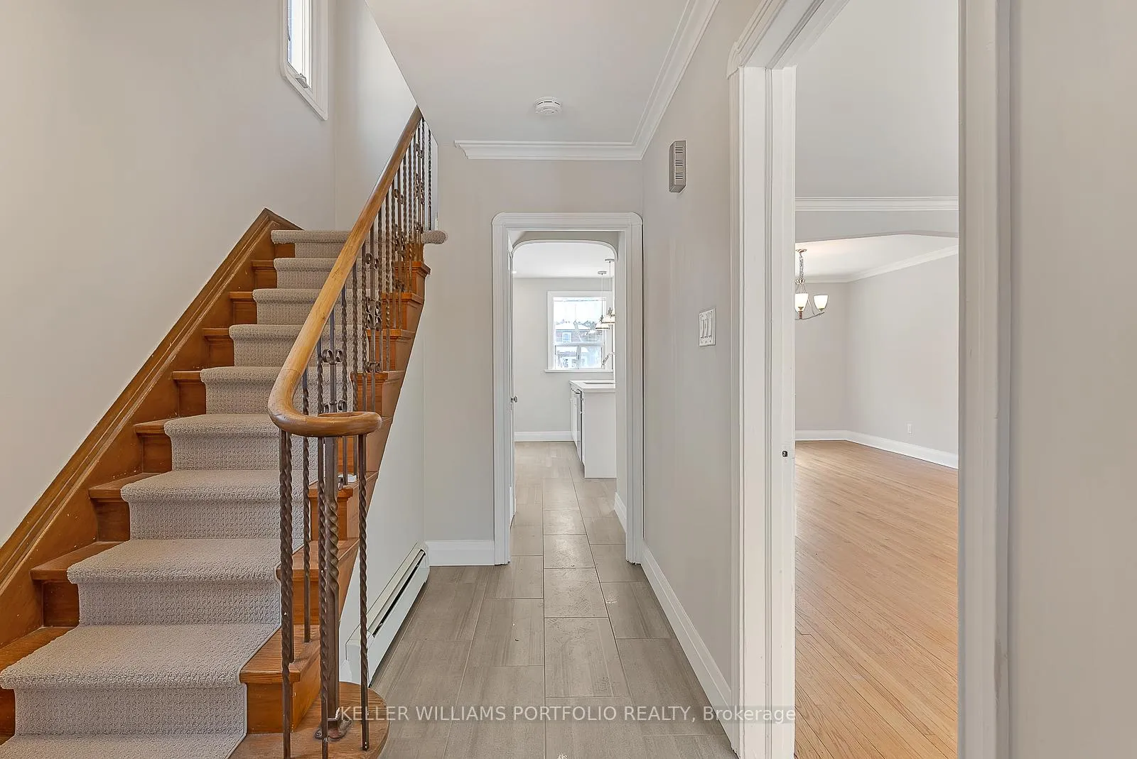 Photo 4 of 119 Parkview Hill Crescent, Toronto, O'Connor-Parkview — HOMEH