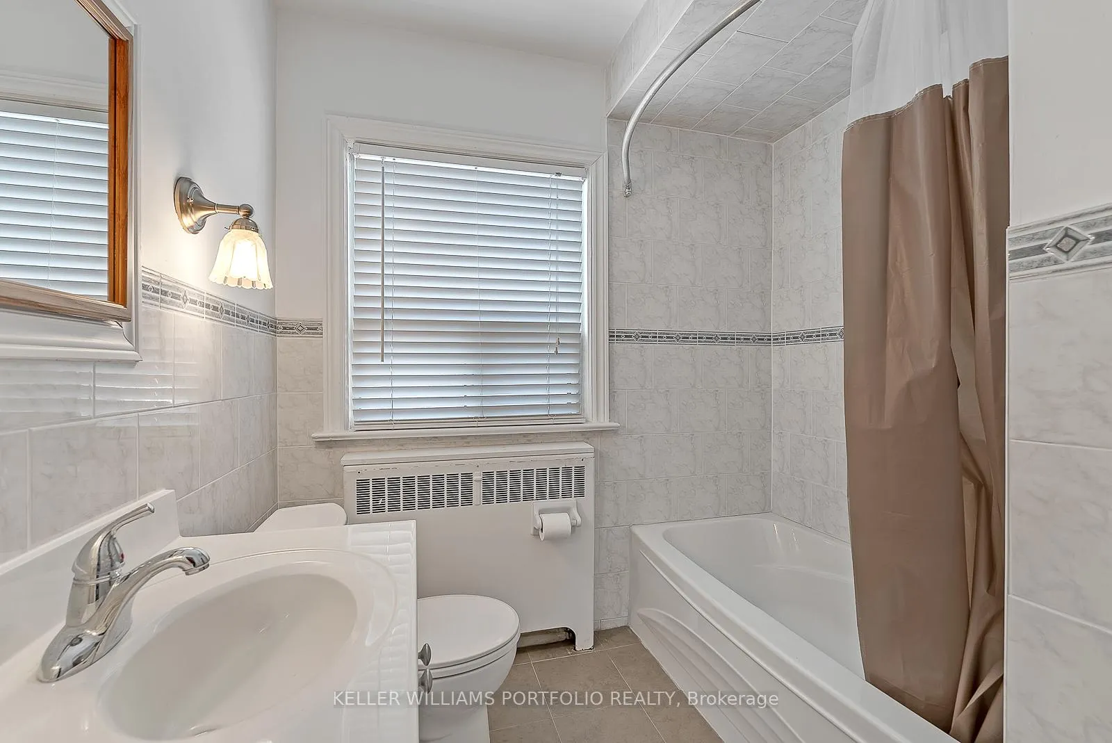 Photo 33 of 119 Parkview Hill Crescent, Toronto, O'Connor-Parkview — HOMEH