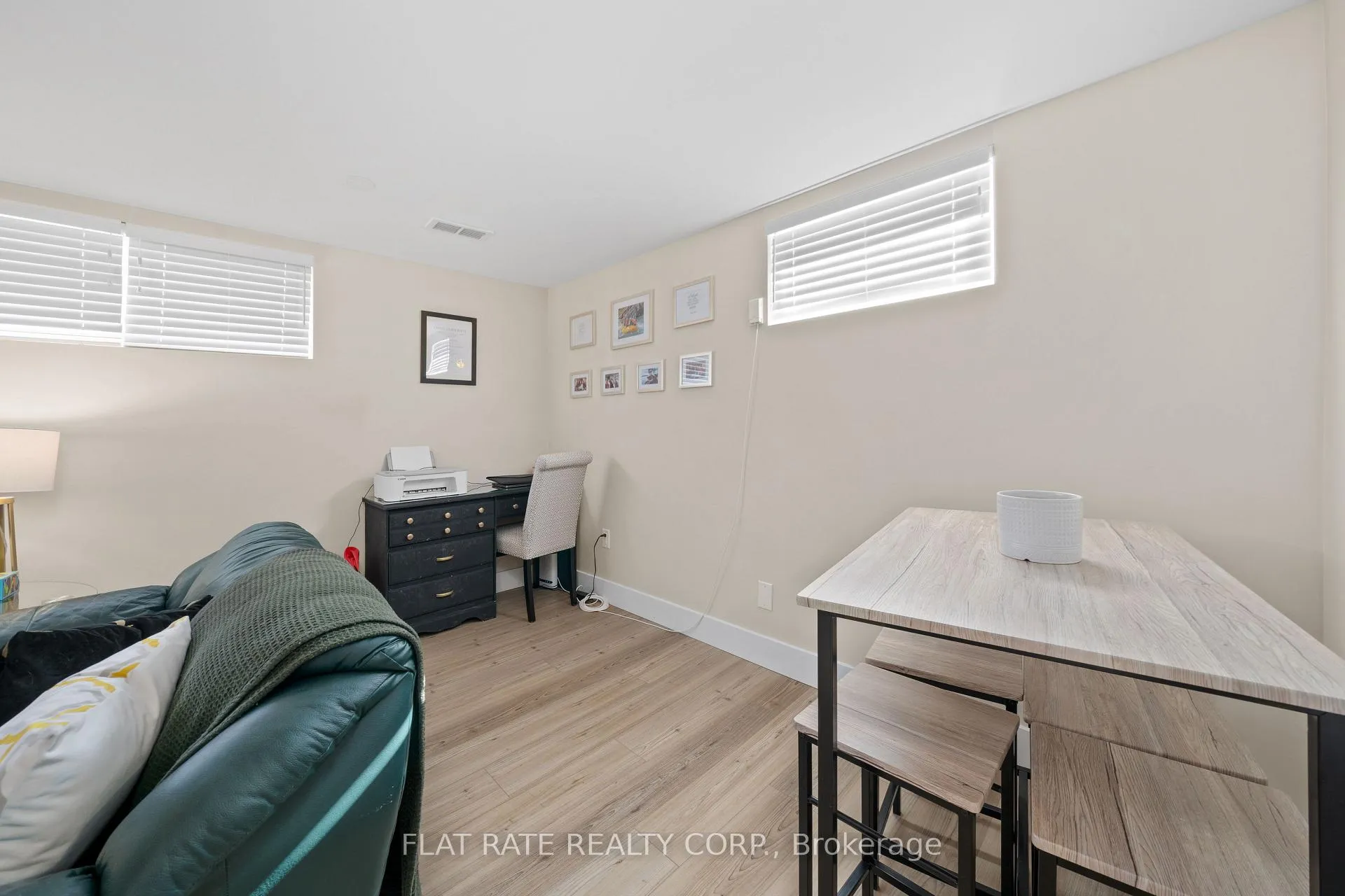 Photo 7 of 122 Bleecker Avenue, Belleville, Belleville Ward — HOMEH