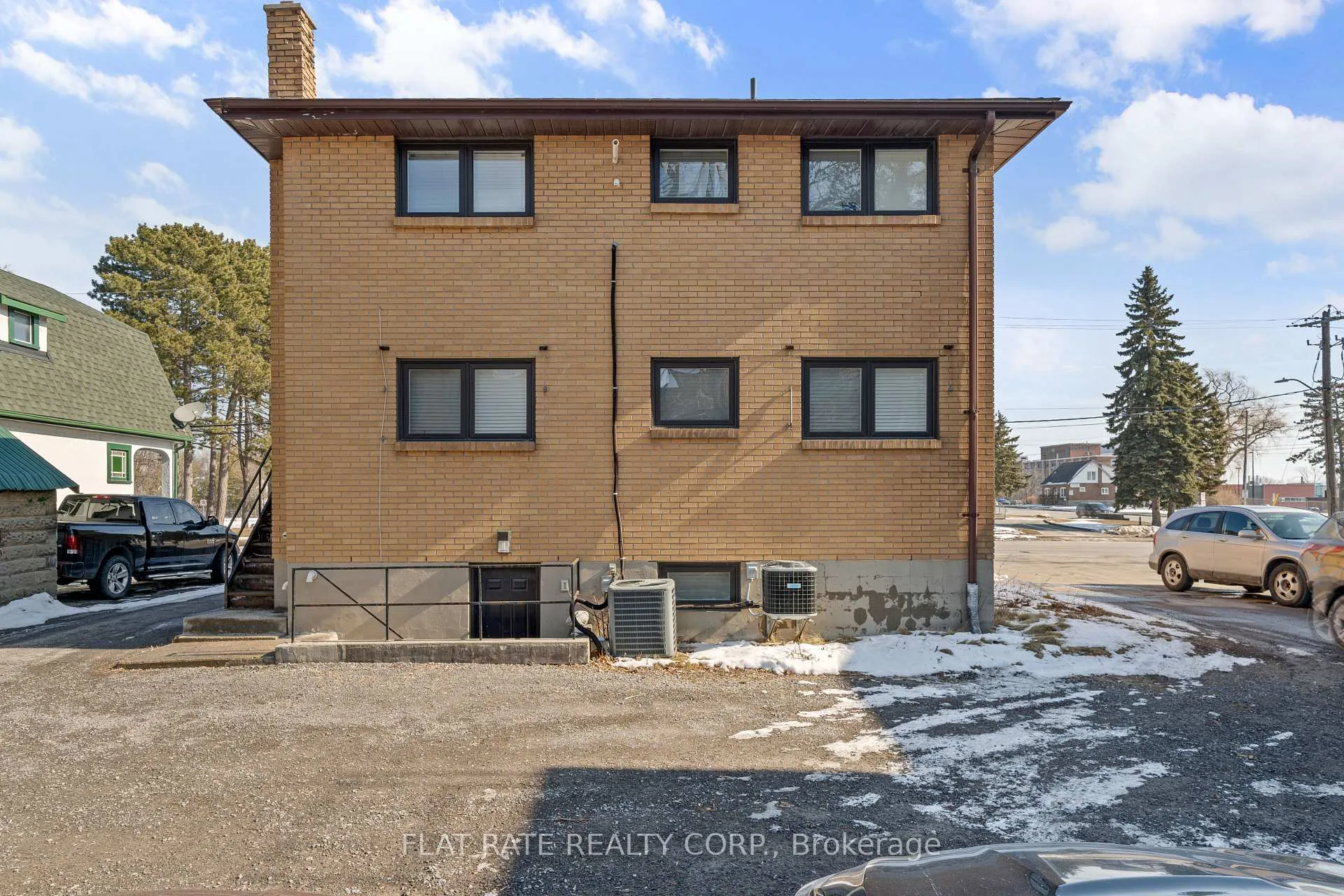 Photo 43 of 122 Bleecker Avenue, Belleville, Belleville Ward — HOMEH