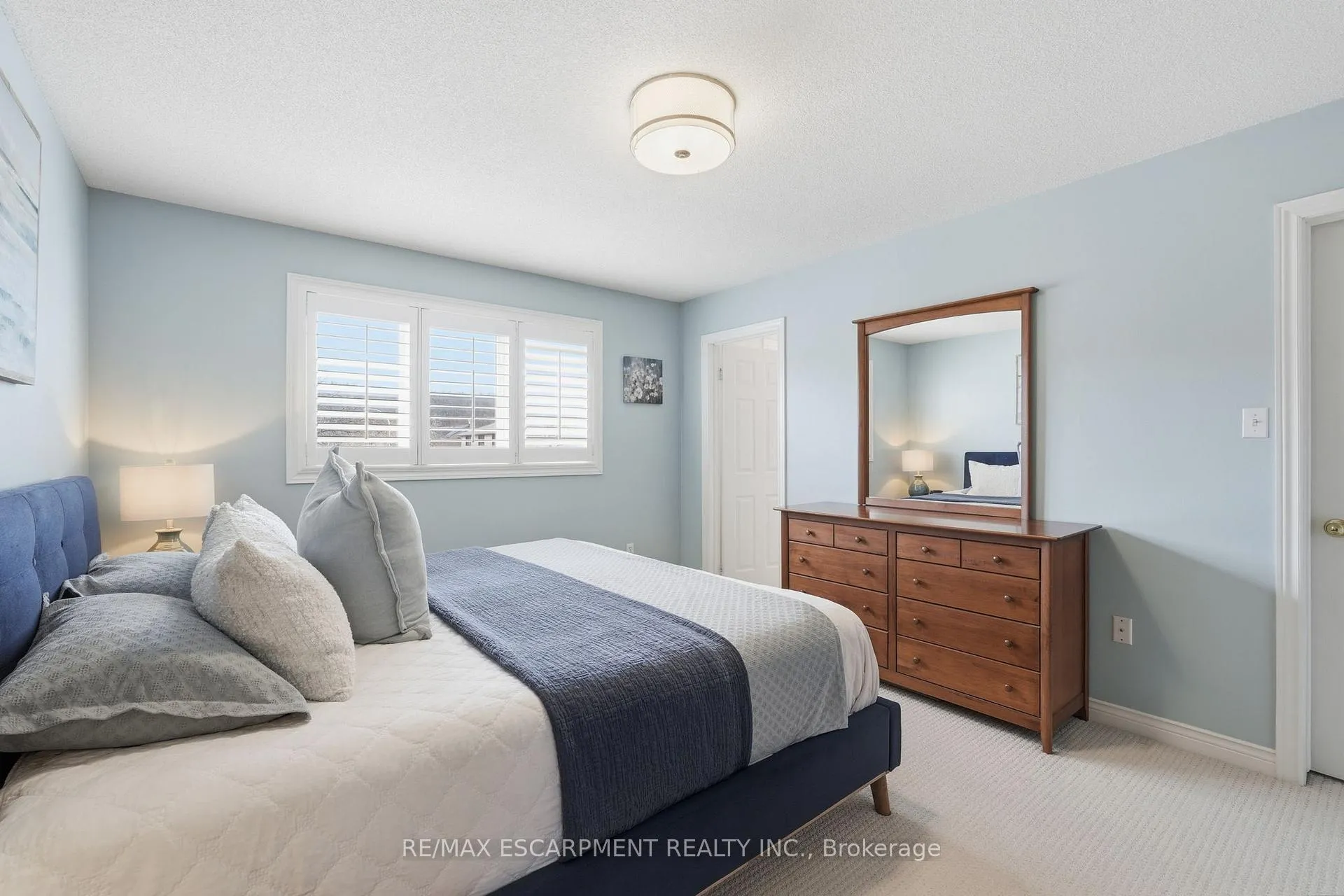 Photo 19 of 85 Heritage Drive, Hamilton, Stoney Creek — HOMEH