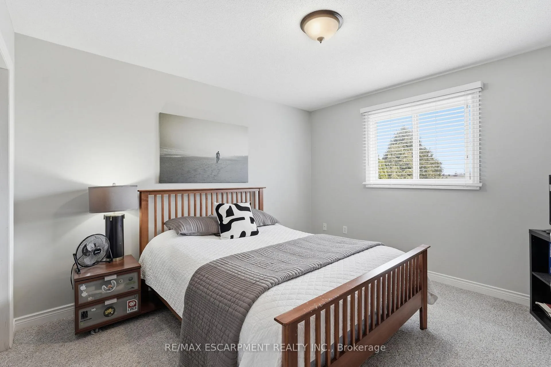 Photo 23 of 85 Heritage Drive, Hamilton, Stoney Creek — HOMEH