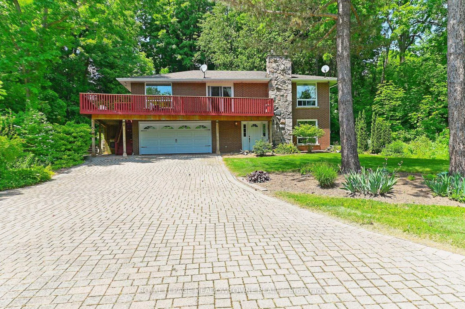Photo 3 of 4 Ann Street, Halton Hills, Georgetown — HOMEH
