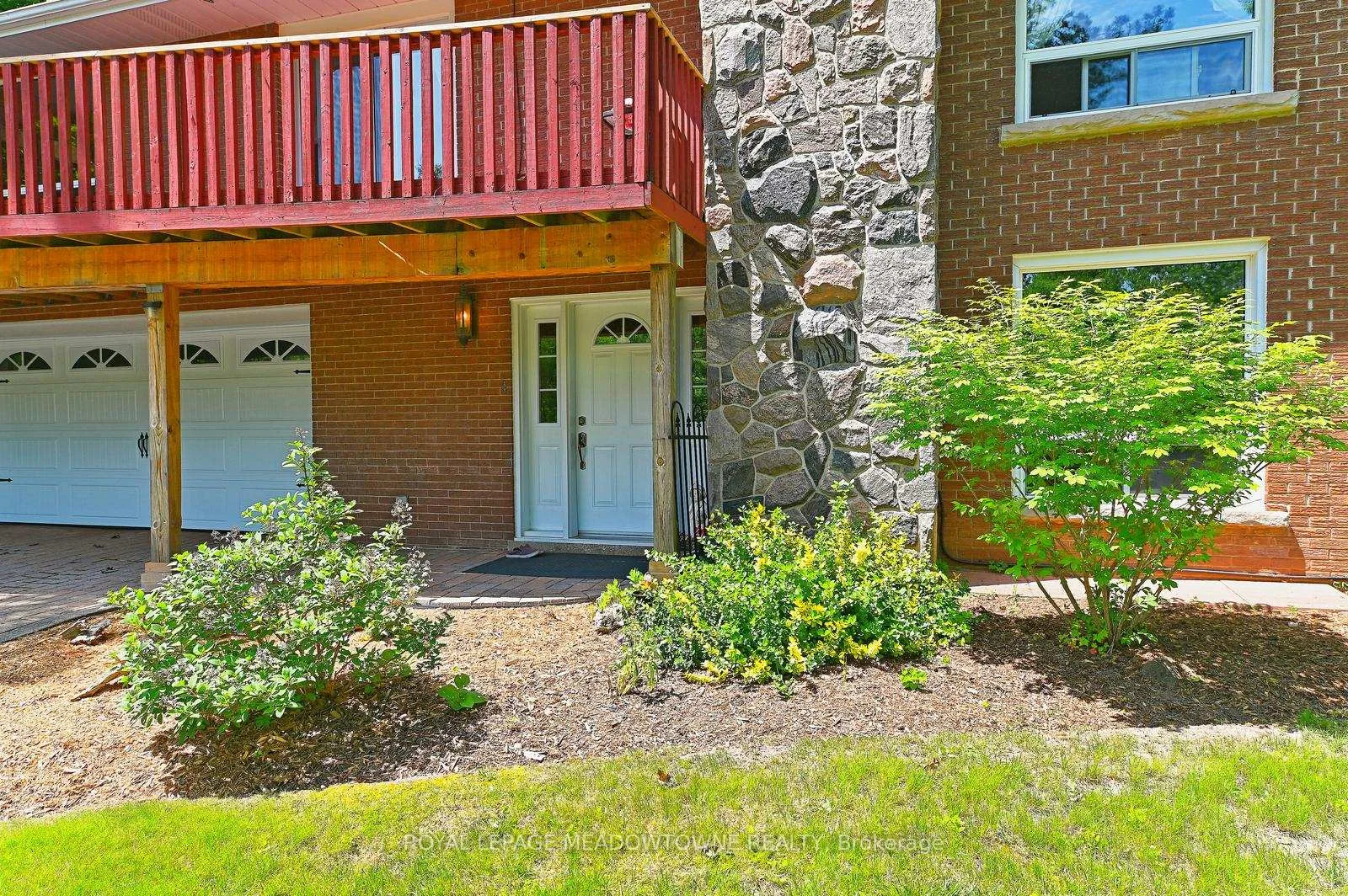Photo 7 of 4 Ann Street, Halton Hills, Georgetown — HOMEH
