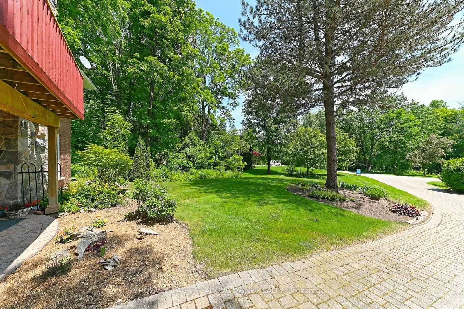Photo 41 of 4 Ann Street, Halton Hills, Georgetown — HOMEH