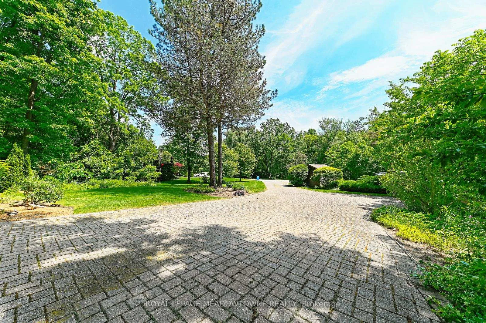 Photo 45 of 4 Ann Street, Halton Hills, Georgetown — HOMEH