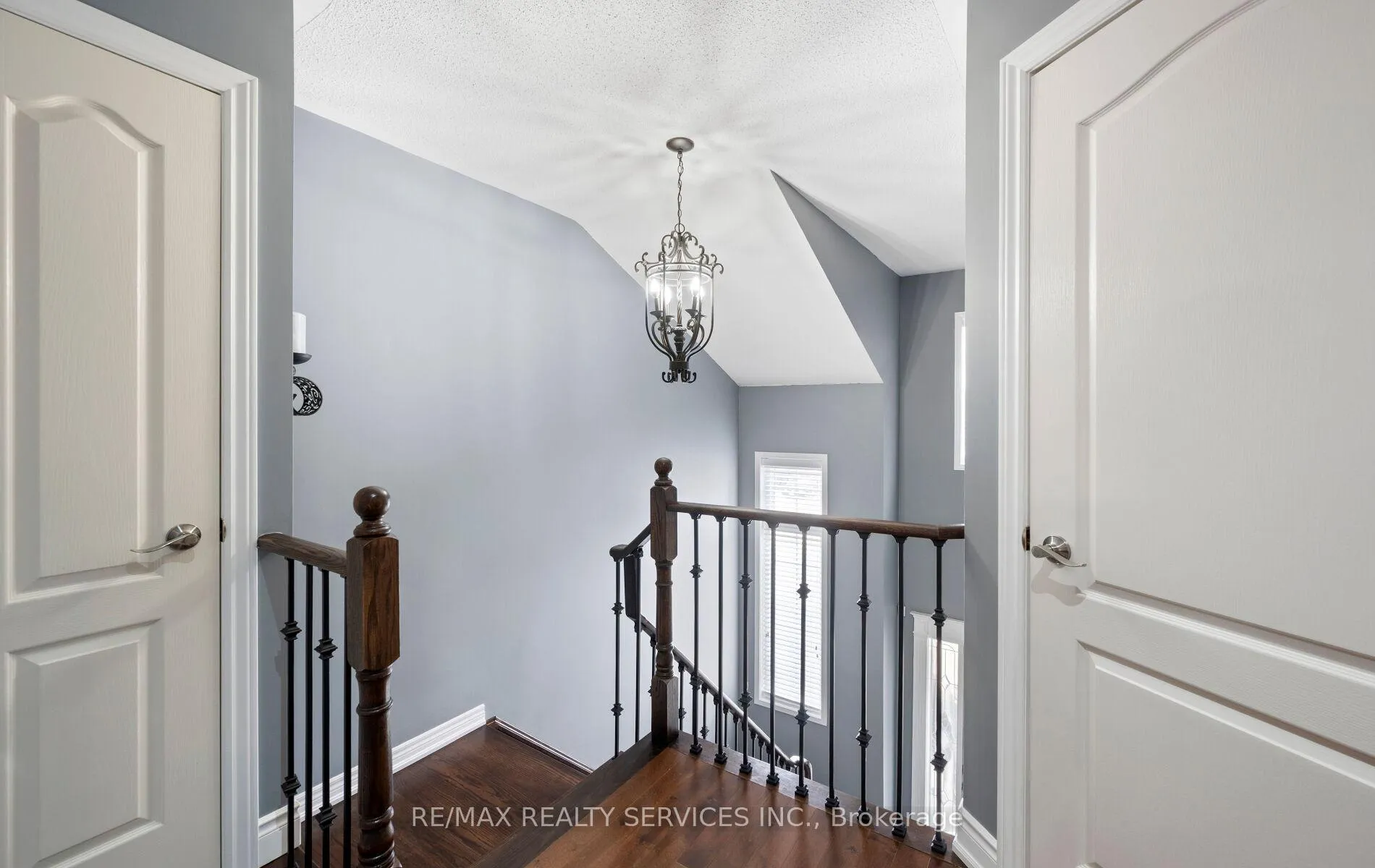 Photo 22 of 61 Earl Grey Crescent, Brampton, Fletcher's Meadow — HOMEH