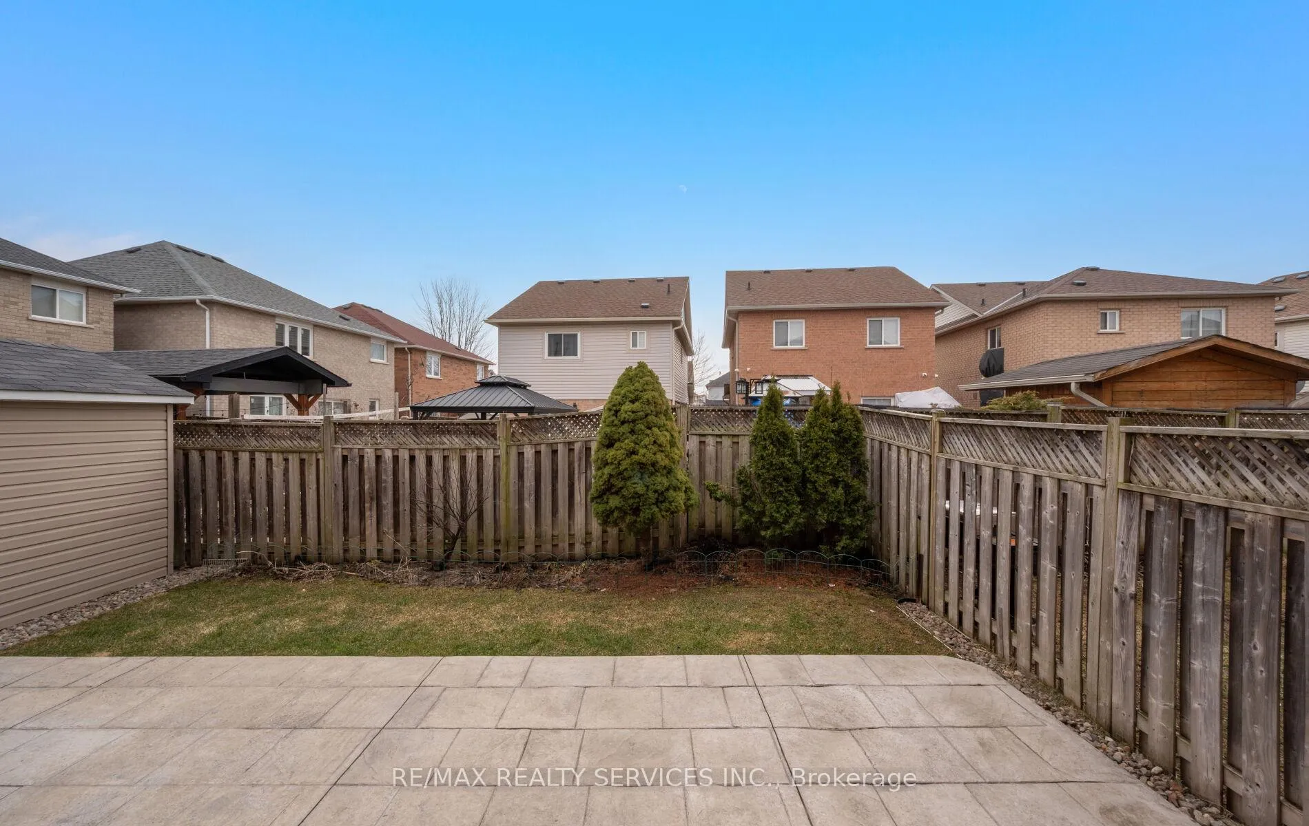 Photo 42 of 61 Earl Grey Crescent, Brampton, Fletcher's Meadow — HOMEH