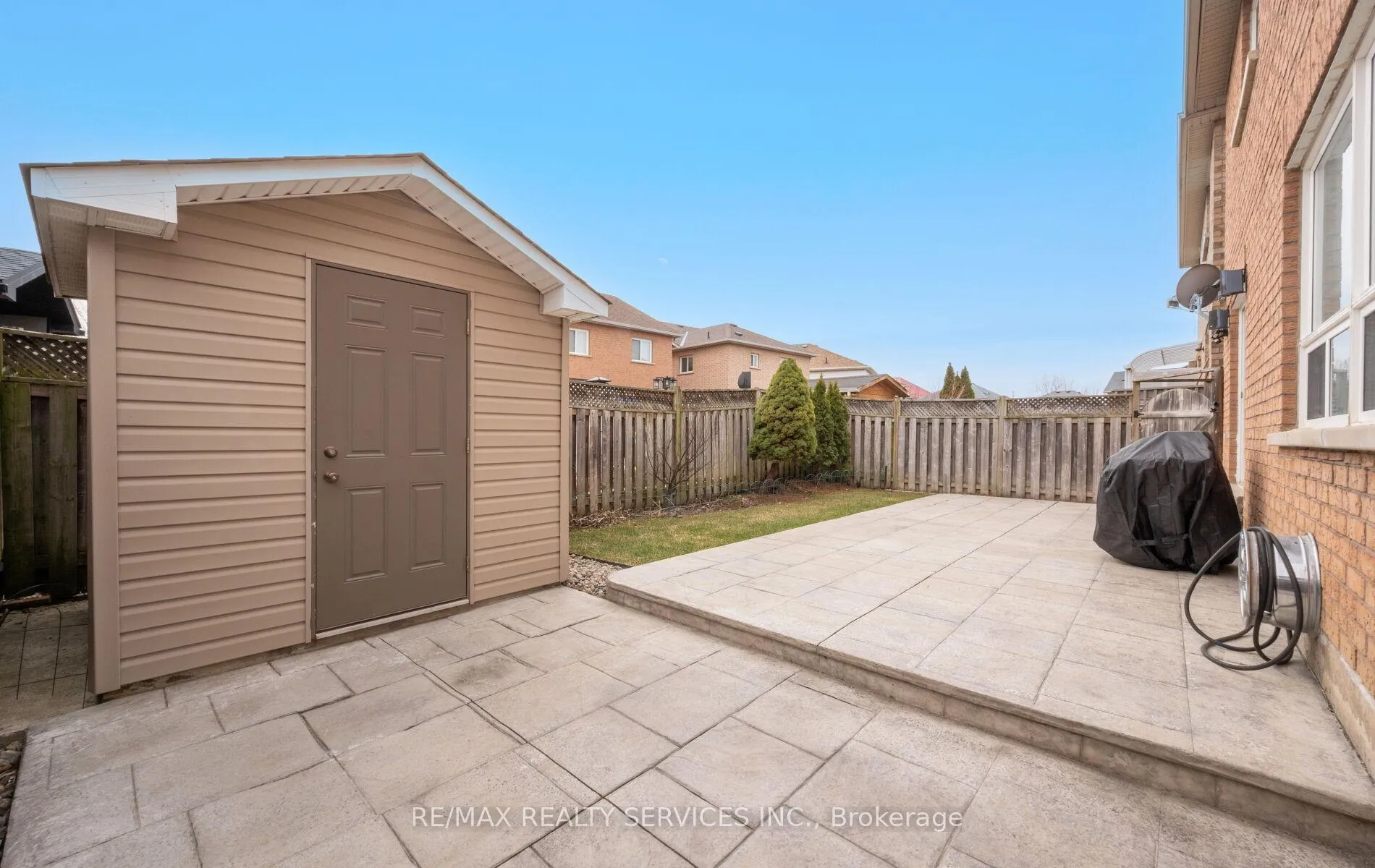 Photo 45 of 61 Earl Grey Crescent, Brampton, Fletcher's Meadow — HOMEH