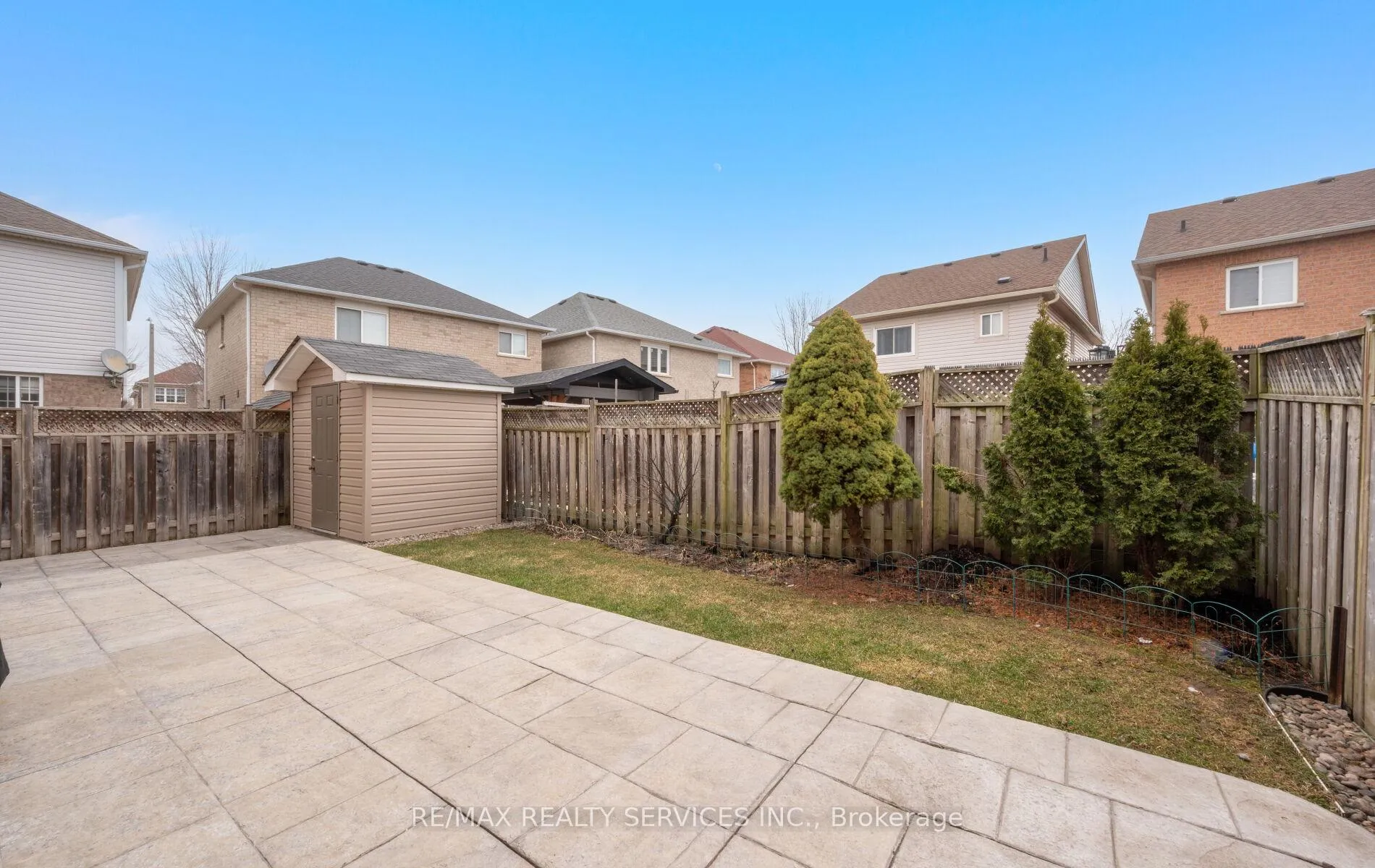 Photo 46 of 61 Earl Grey Crescent, Brampton, Fletcher's Meadow — HOMEH