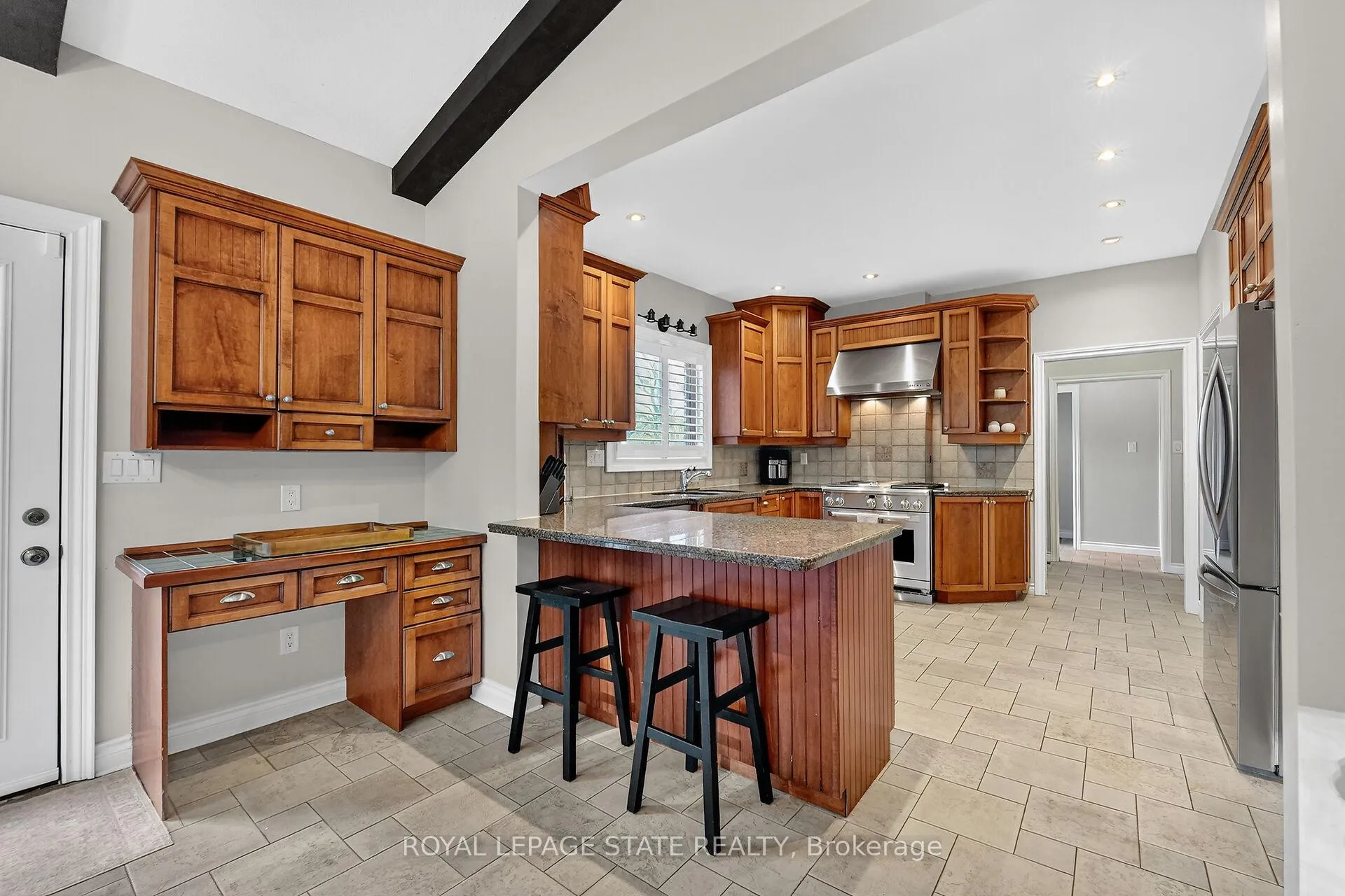 Photo 10 of 40 Parkwood Road, Grimsby, Grimsby East — HOMEH