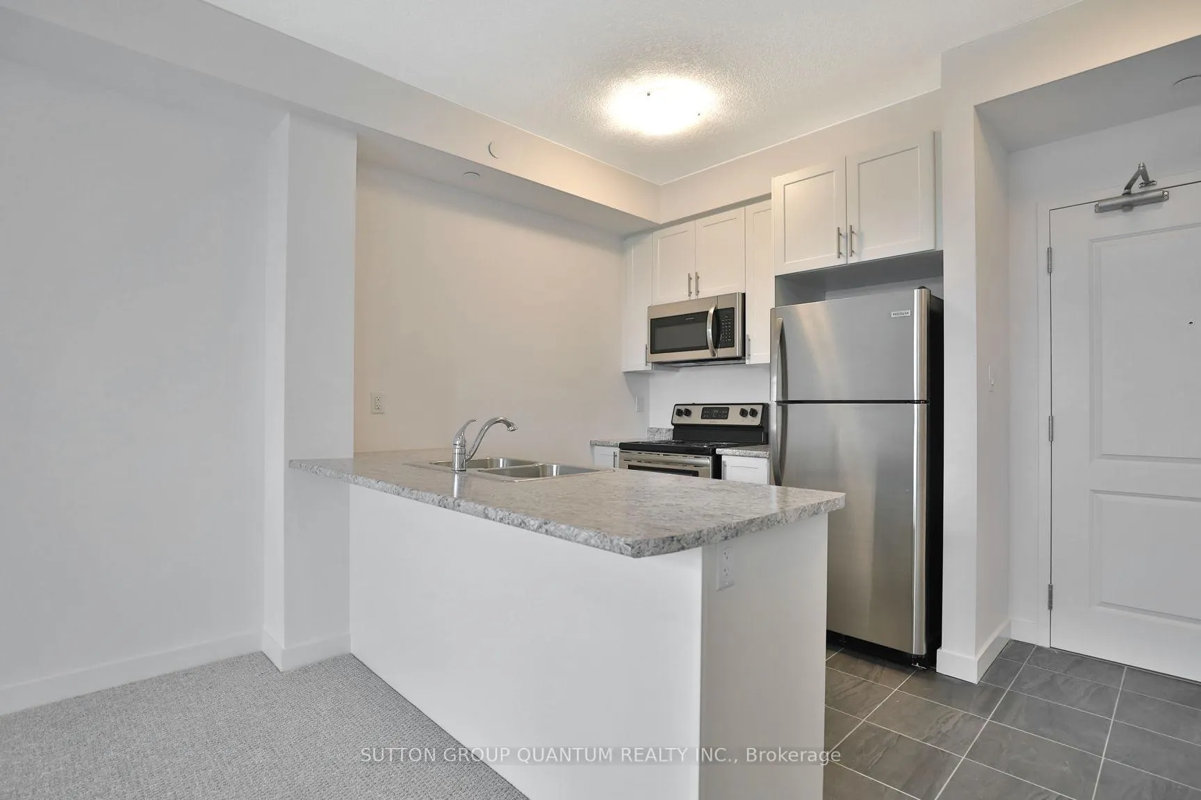 Photo 9 of Unit 319, 101 Shoreview Place, Hamilton, Stoney Creek — HOMEH