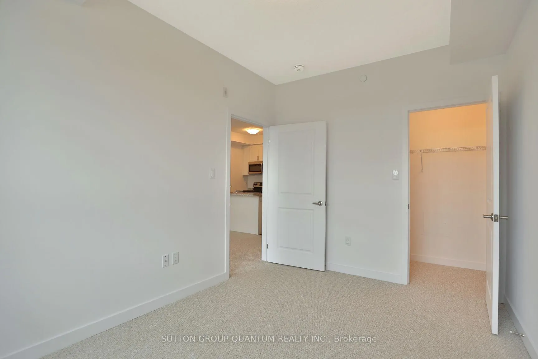 Photo 14 of Unit 319, 101 Shoreview Place, Hamilton, Stoney Creek — HOMEH