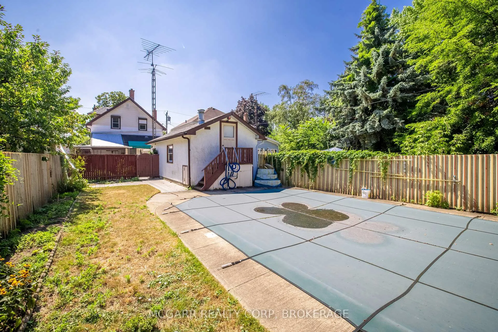 Photo 31 of 160 Main Street, St. Catharines, Port Dalhousie — HOMEH