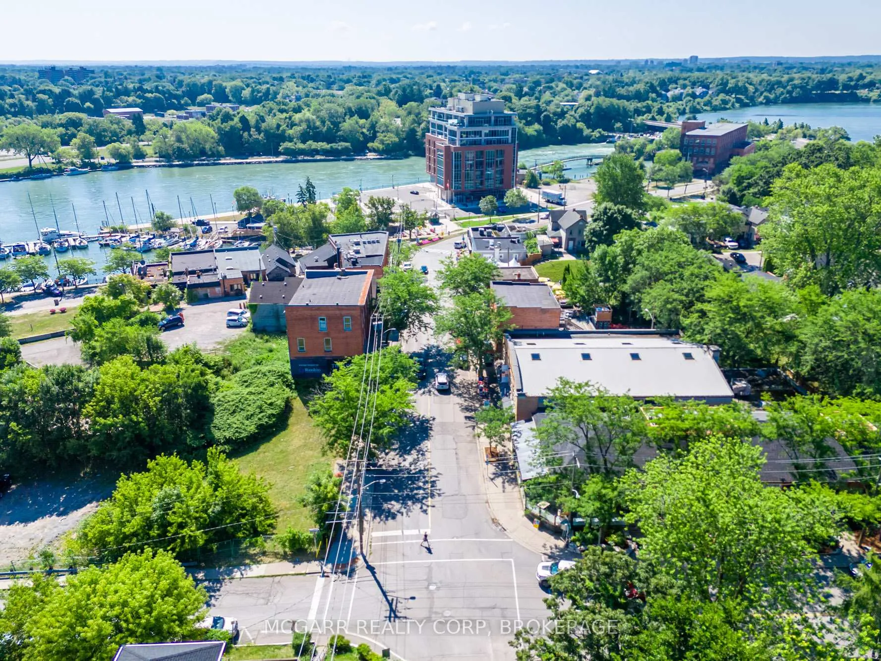 Photo 41 of 160 Main Street, St. Catharines, Port Dalhousie — HOMEH