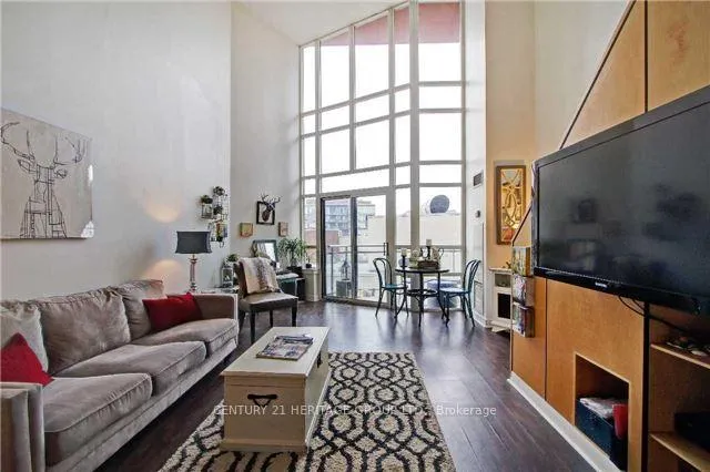 Photo 3 of Unit 826, 255 Richmond Street E, Toronto, Moss Park — HOMEH