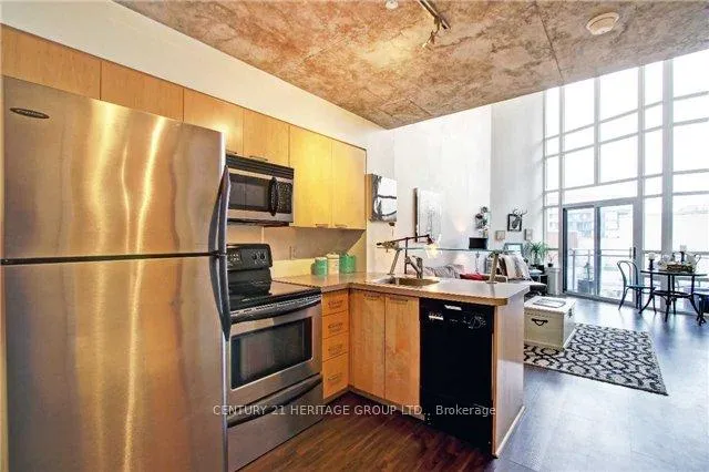 Photo 6 of Unit 826, 255 Richmond Street E, Toronto, Moss Park — HOMEH