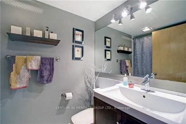 Photo 11 of Unit 826, 255 Richmond Street E, Toronto, Moss Park — HOMEH