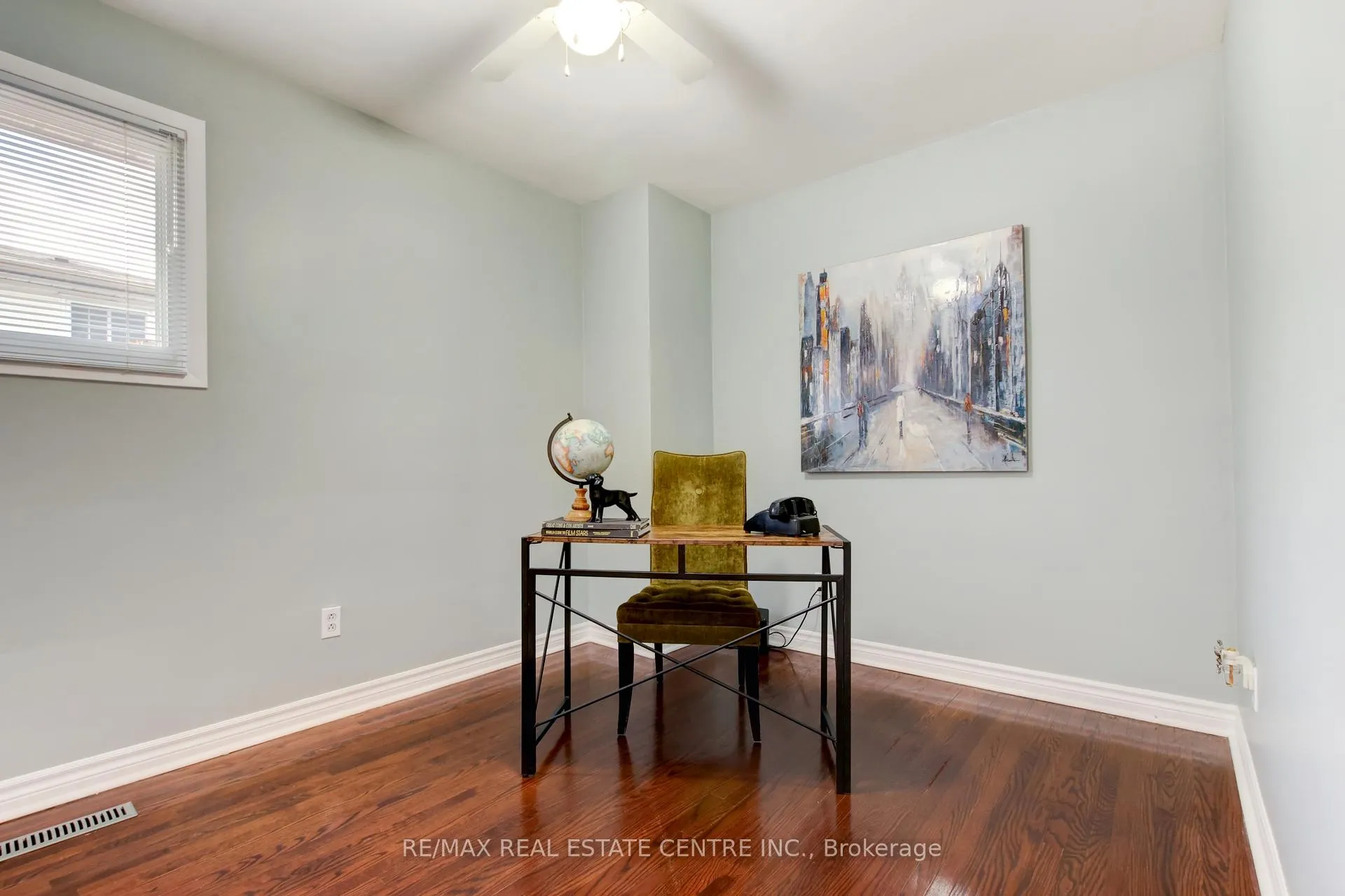 Photo 22 of 32 Willis Drive, Brampton, Brampton East — HOMEH