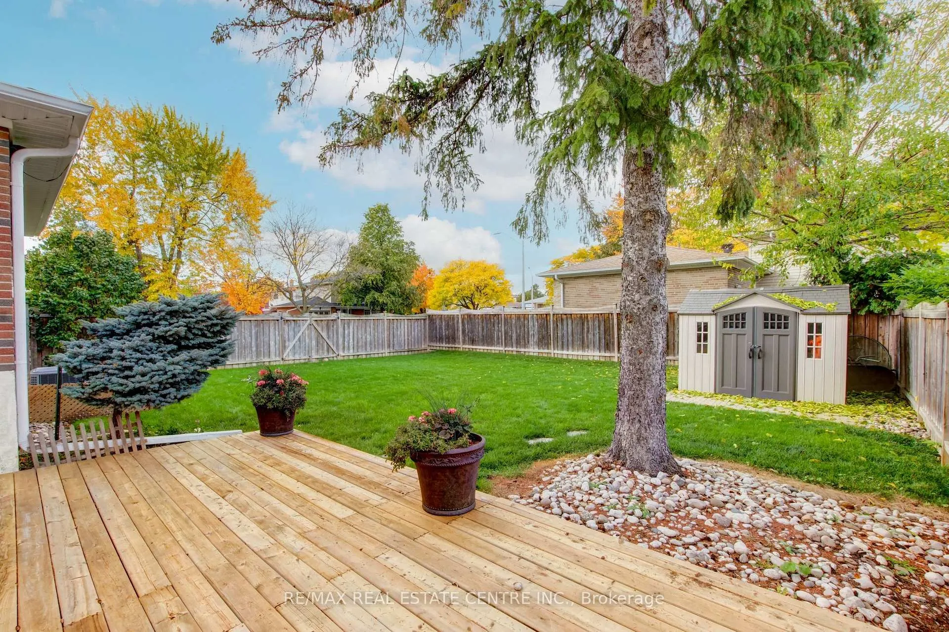 Photo 36 of 32 Willis Drive, Brampton, Brampton East — HOMEH