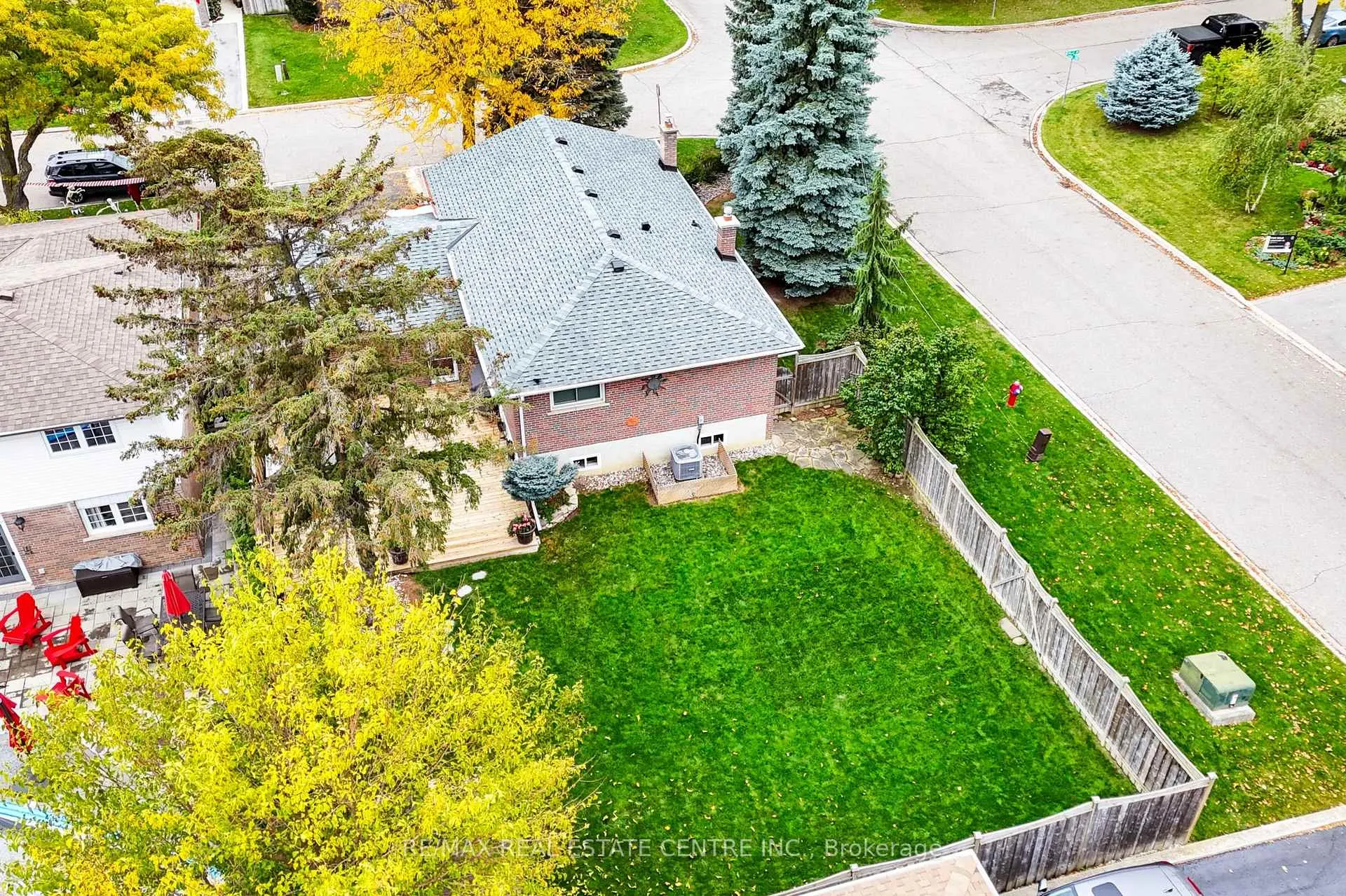 Photo 41 of 32 Willis Drive, Brampton, Brampton East — HOMEH