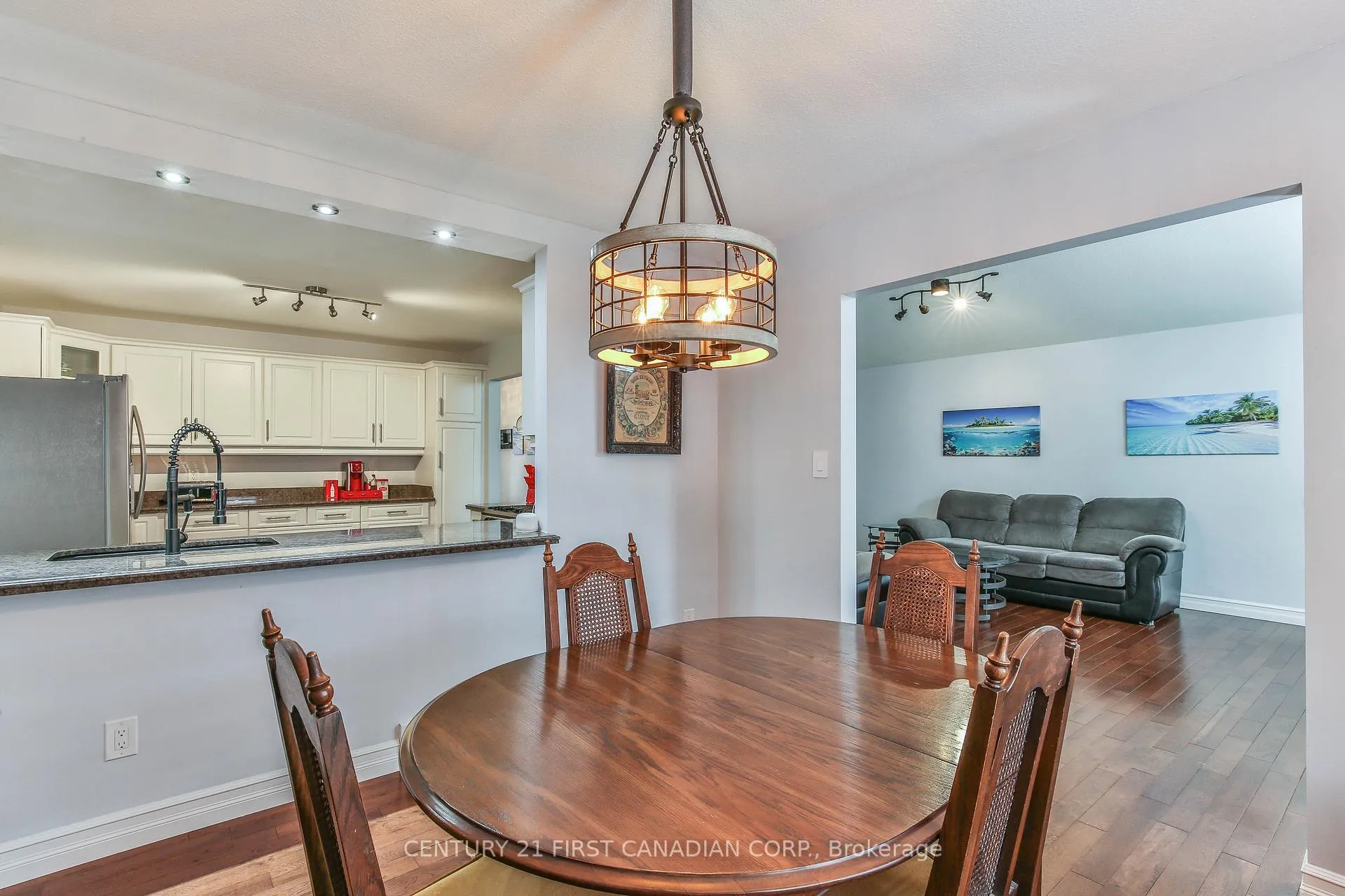 Photo 11 of 24 Linwood Drive, Thames Centre, Rural Thames Centre — HOMEH