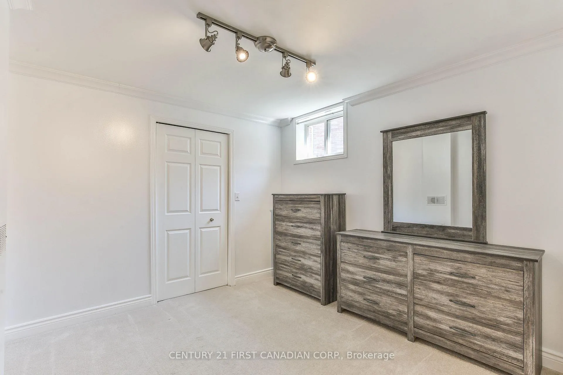 Photo 23 of 24 Linwood Drive, Thames Centre, Rural Thames Centre — HOMEH