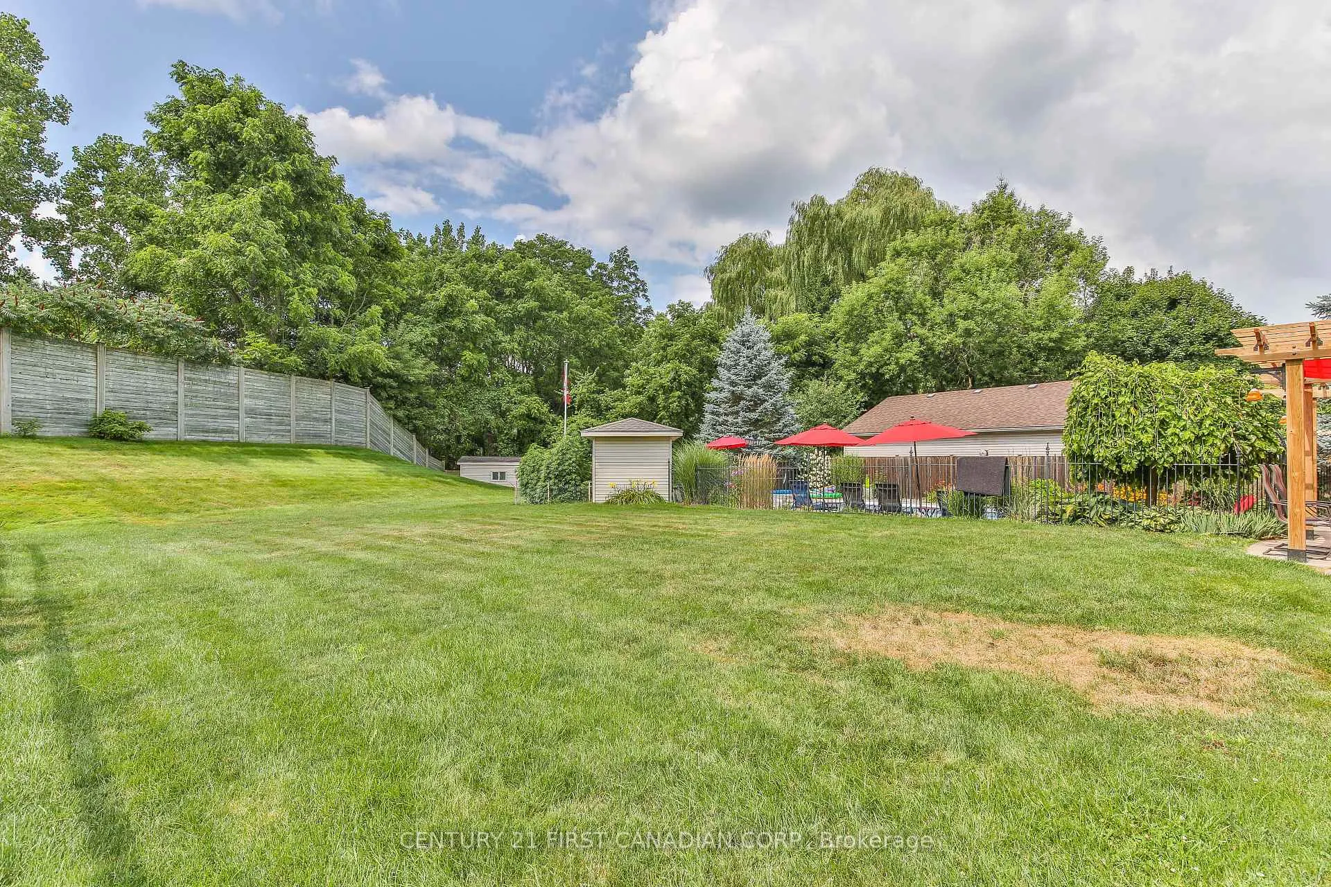 Photo 41 of 24 Linwood Drive, Thames Centre, Rural Thames Centre — HOMEH