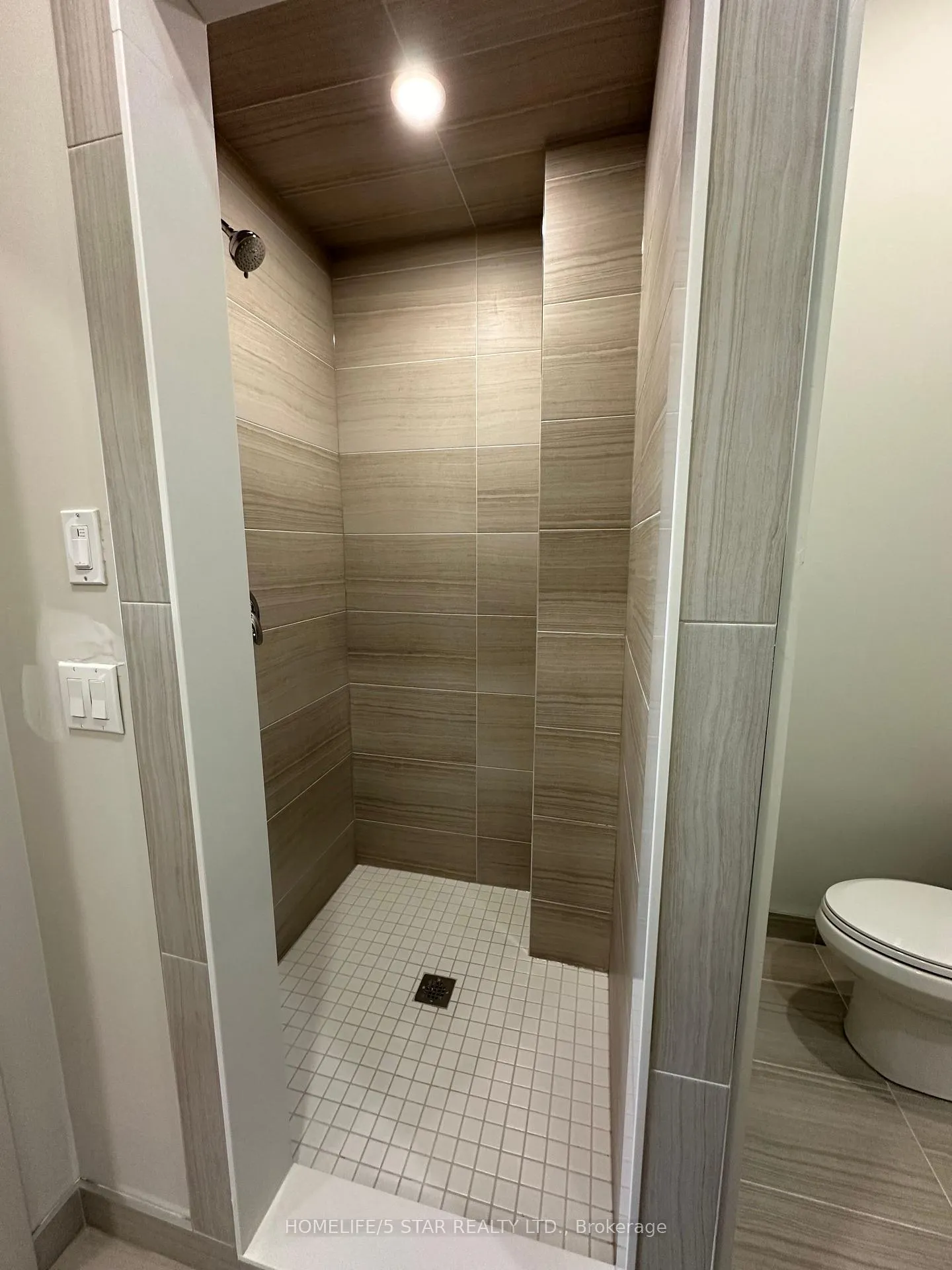 Photo 9 of Unit 201, 837 King Street E, Hamilton, Gibson — HOMEH