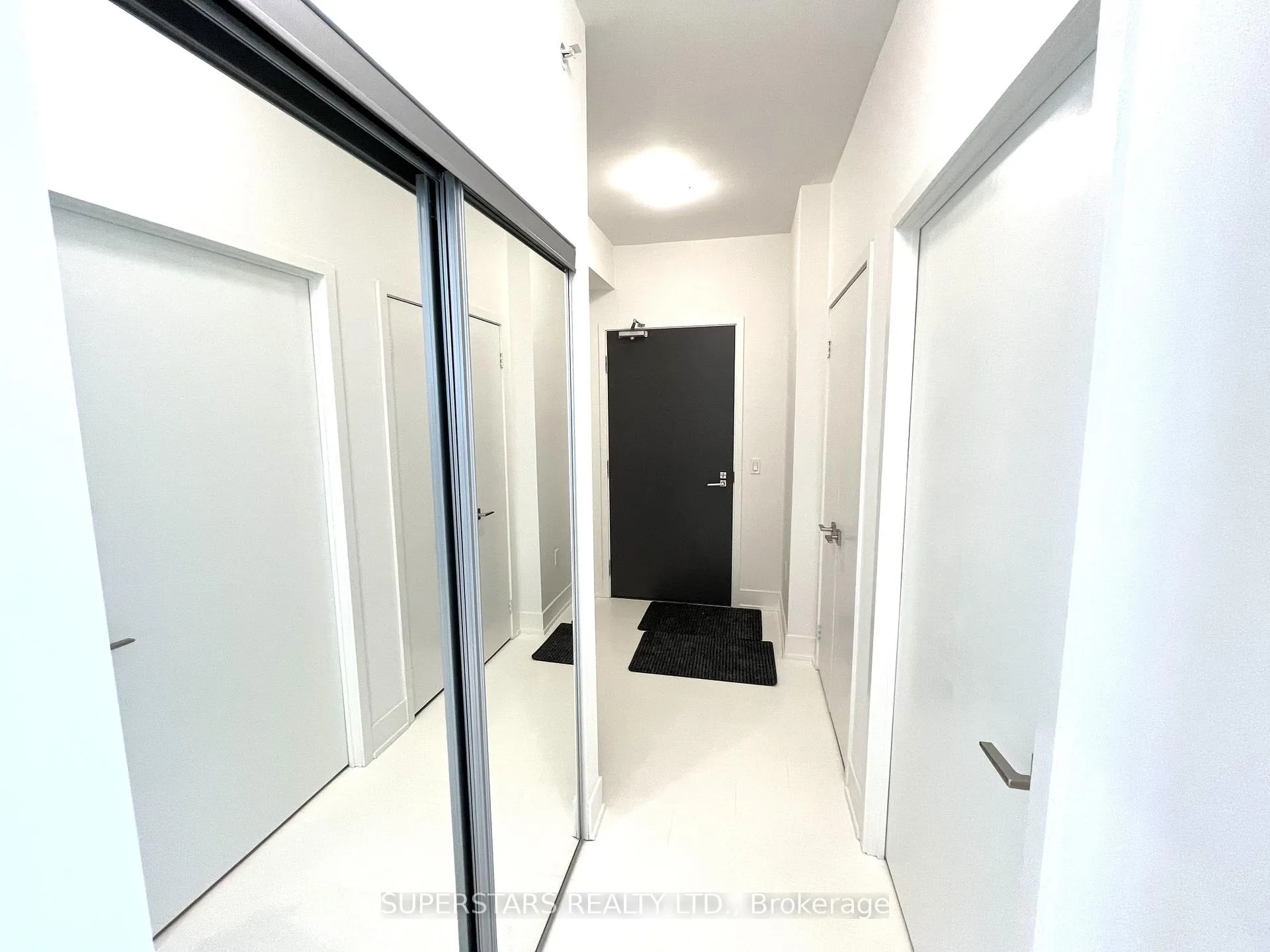 Photo 6 of Unit 1610, 2916 Highway 7 Road, Vaughan, Concord — HOMEH