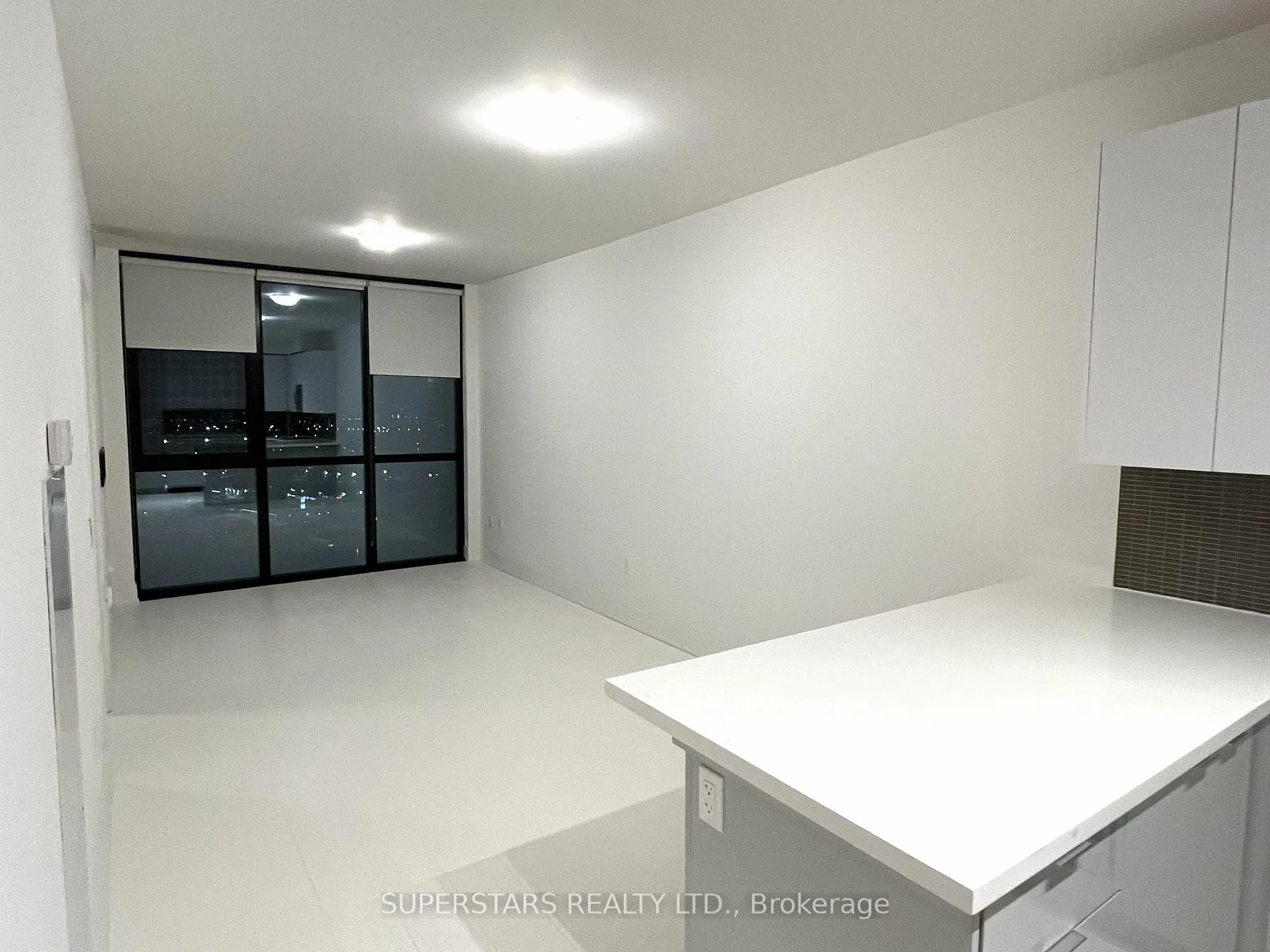 Photo 10 of Unit 1610, 2916 Highway 7 Road, Vaughan, Concord — HOMEH