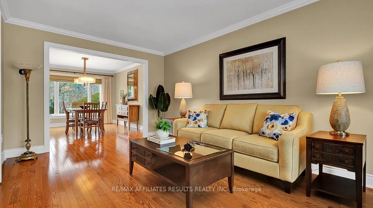Photo 10 of 1789 Turnberry Road, Ottawa, Queenswood Heights South — HOMEH