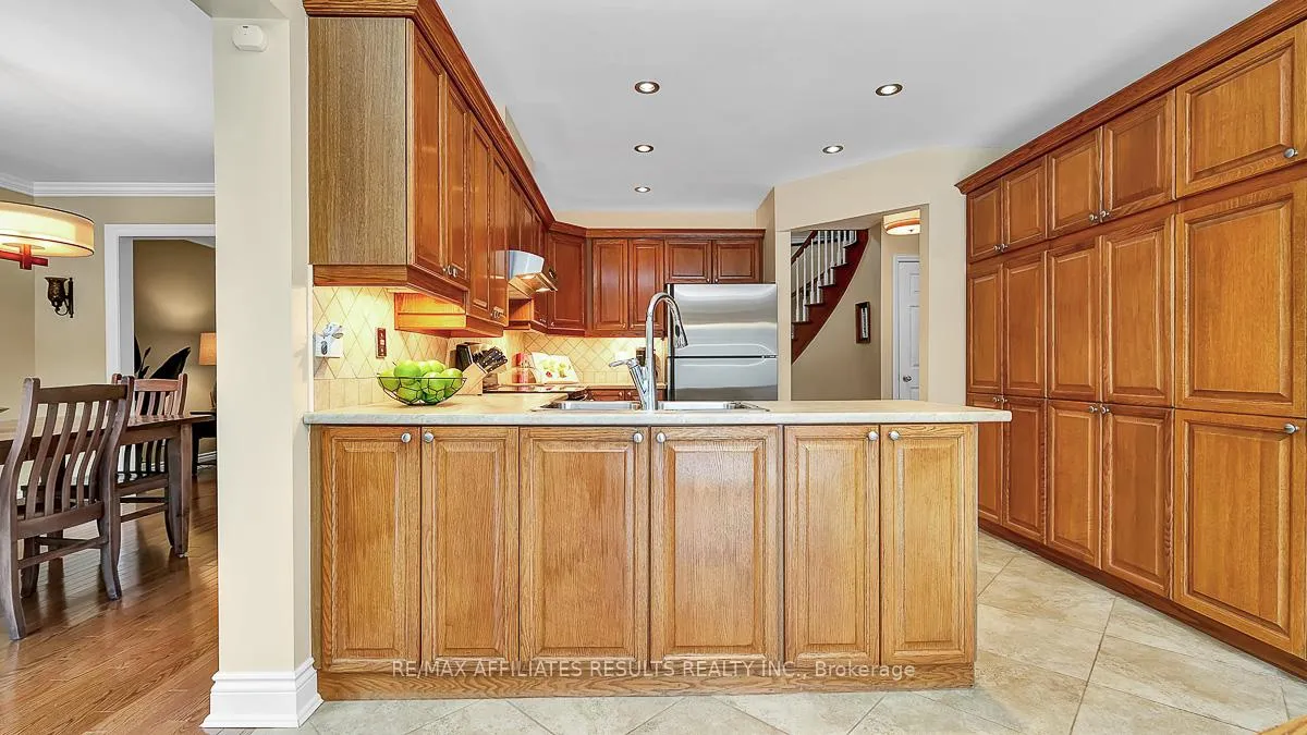 Photo 18 of 1789 Turnberry Road, Ottawa, Queenswood Heights South — HOMEH