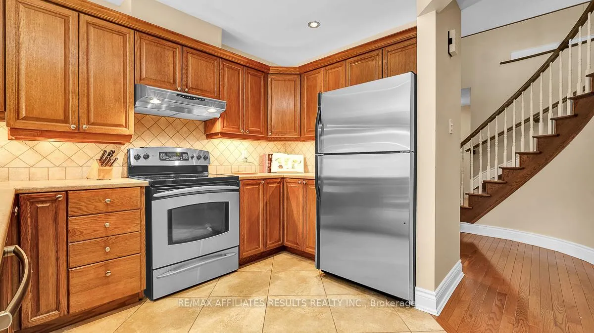 Photo 19 of 1789 Turnberry Road, Ottawa, Queenswood Heights South — HOMEH