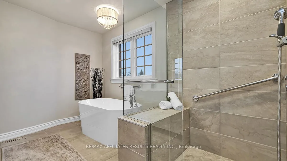 Photo 30 of 1789 Turnberry Road, Ottawa, Queenswood Heights South — HOMEH