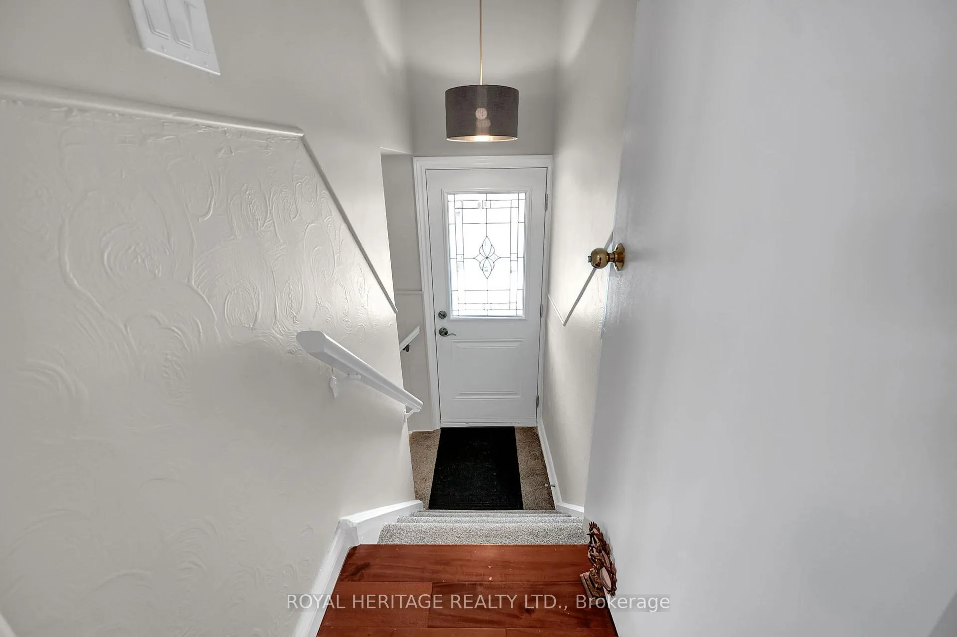 Photo 18 of 465 Milton Street, Oshawa, Donevan — HOMEH
